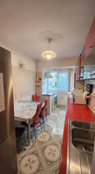 3 Camere Spatios Dristor Mobilat Utilat — fotografia 6