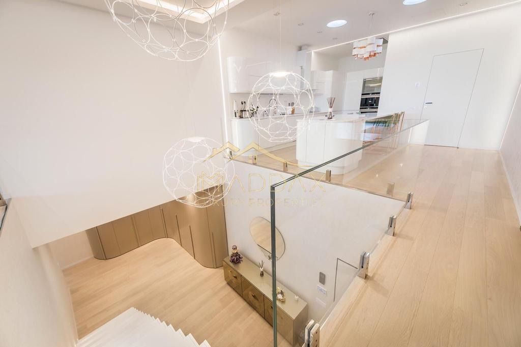 Penthouse cu 5 camere *347mp* + terasa 101mp* // Zona Herastrau — fotografia 13