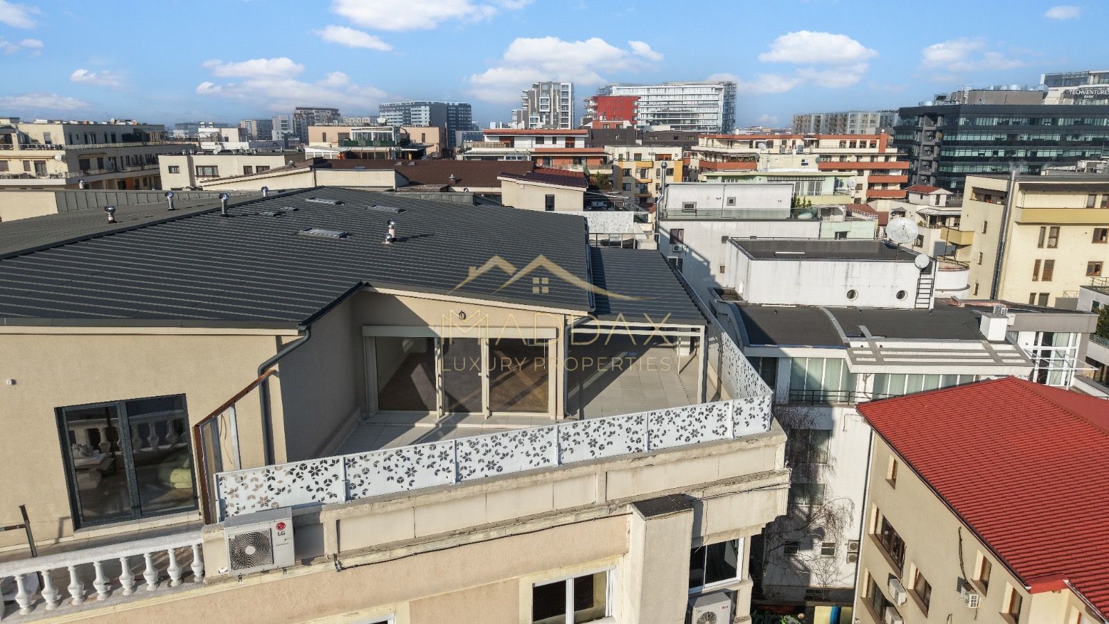 Penthouse cu 5 camere *347mp* + terasa 101mp* // Zona Herastrau — fotografia 48