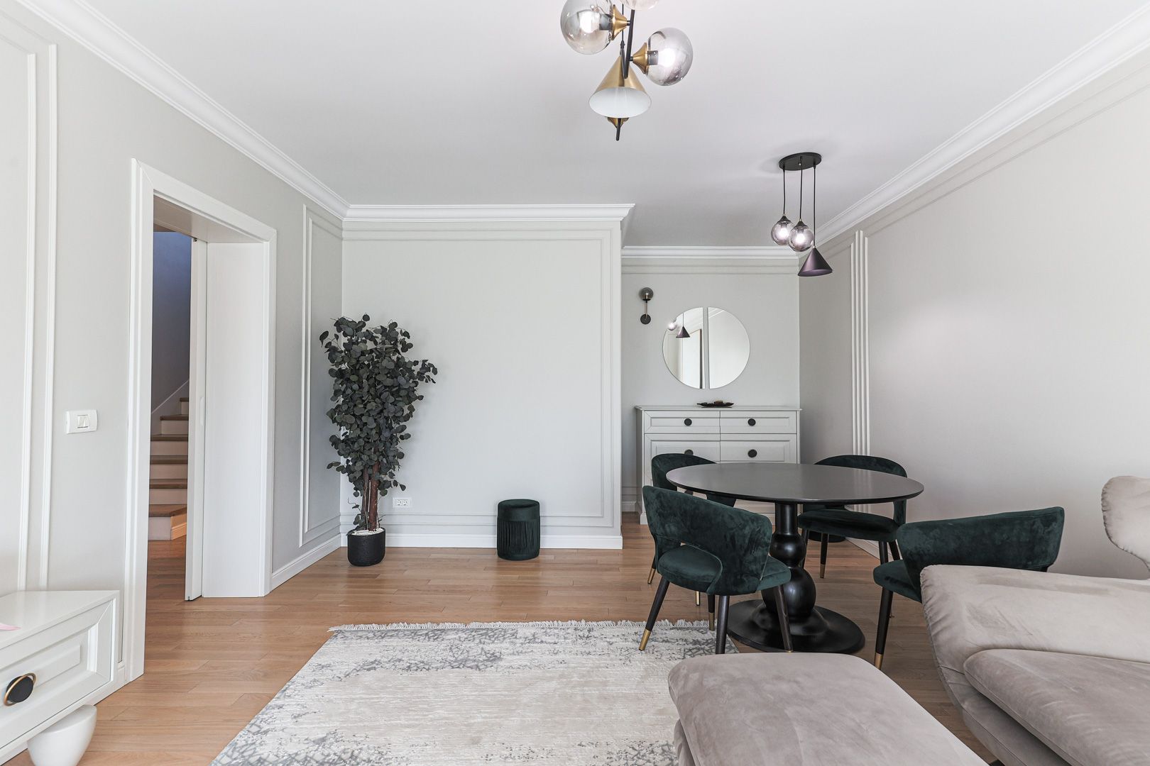 Casă premium în Subcetate, construcție nouă finisaje de lux Comision 0 — fotografia 4