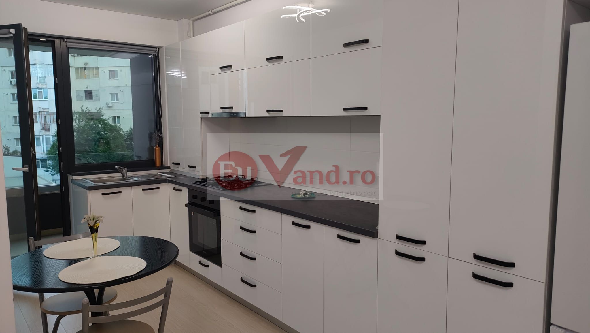 De inchiriat apartament cu 2 camere, bloc nou, Micro 17, et. 2, 550 euro — fotografia 3