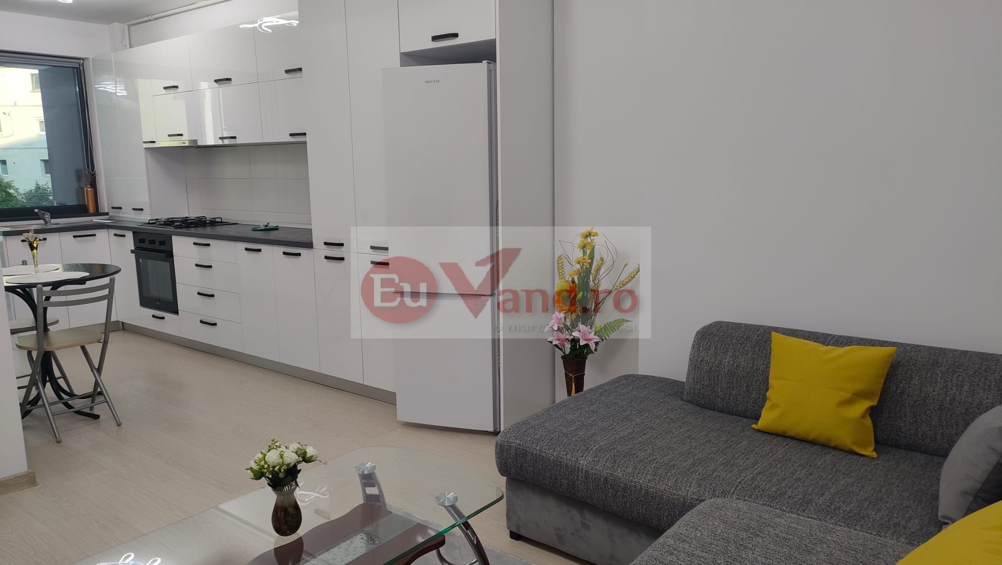 De inchiriat apartament cu 2 camere, bloc nou, Micro 17, et. 2, 550 euro — fotografia 6