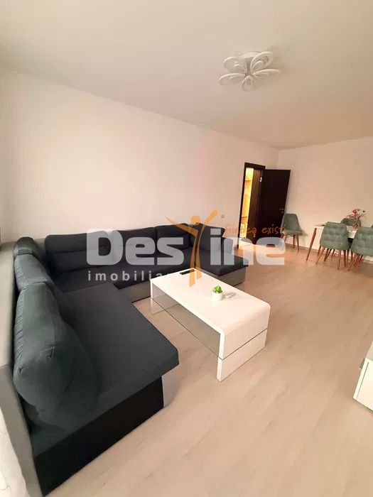 Apartament cu 2 camere decomandat 53 mp, cu loc de parcare inclus, in Subcetate