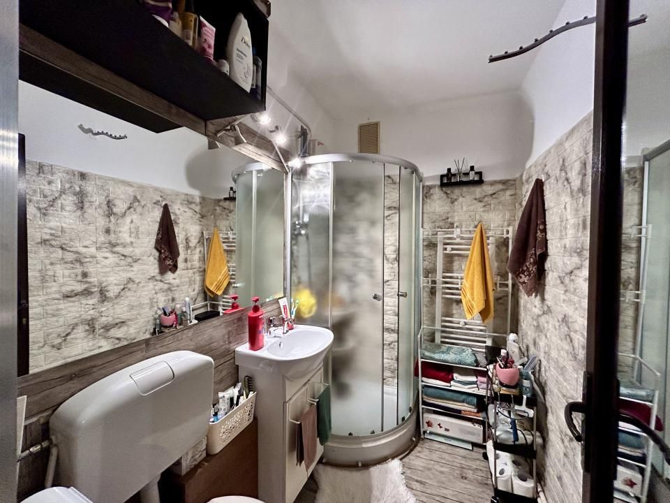 Apartament 2 camere, parter, centrala proprie, renovat, Cina, Ploiesti — fotografia 11