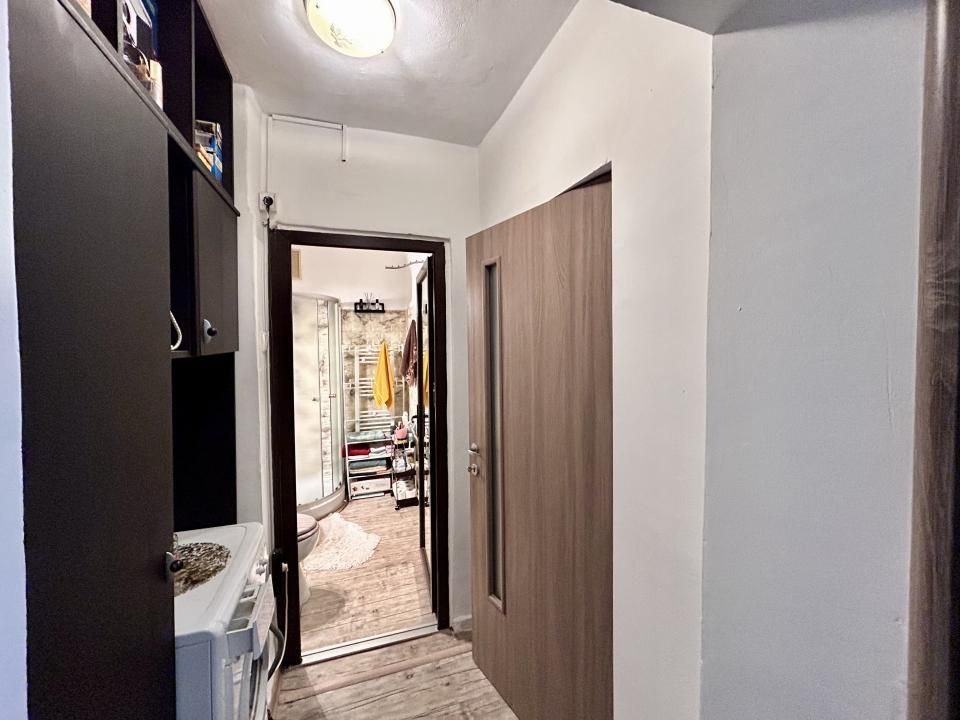 Apartament 2 camere, parter, centrala proprie, renovat, Cina, Ploiesti — fotografia 8