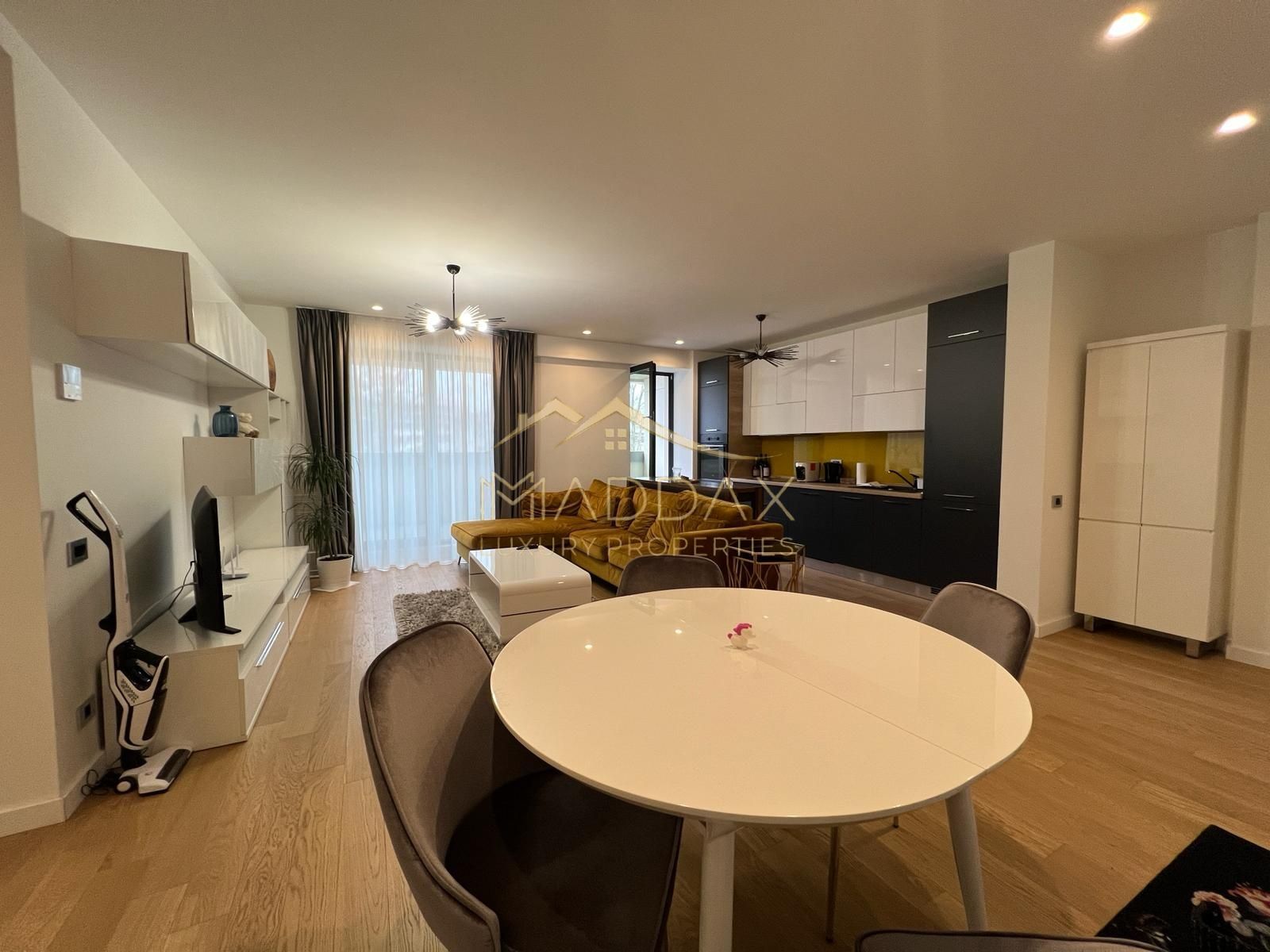 Apartament 3 camere // Promenada // Aviatiei