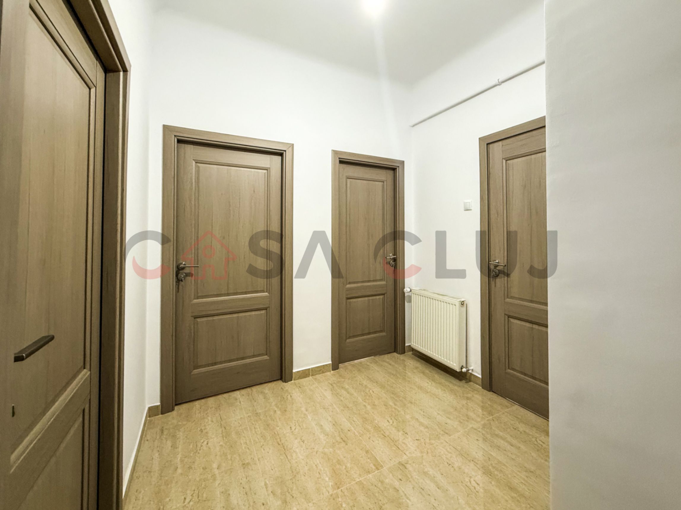 Apartament 3 camere, finisat modern, zona centrala — fotografia 9