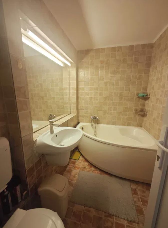 Apartament 2 cam. de inchiriat 60 mp Et. 4  Zona Aviatiei — fotografia 4