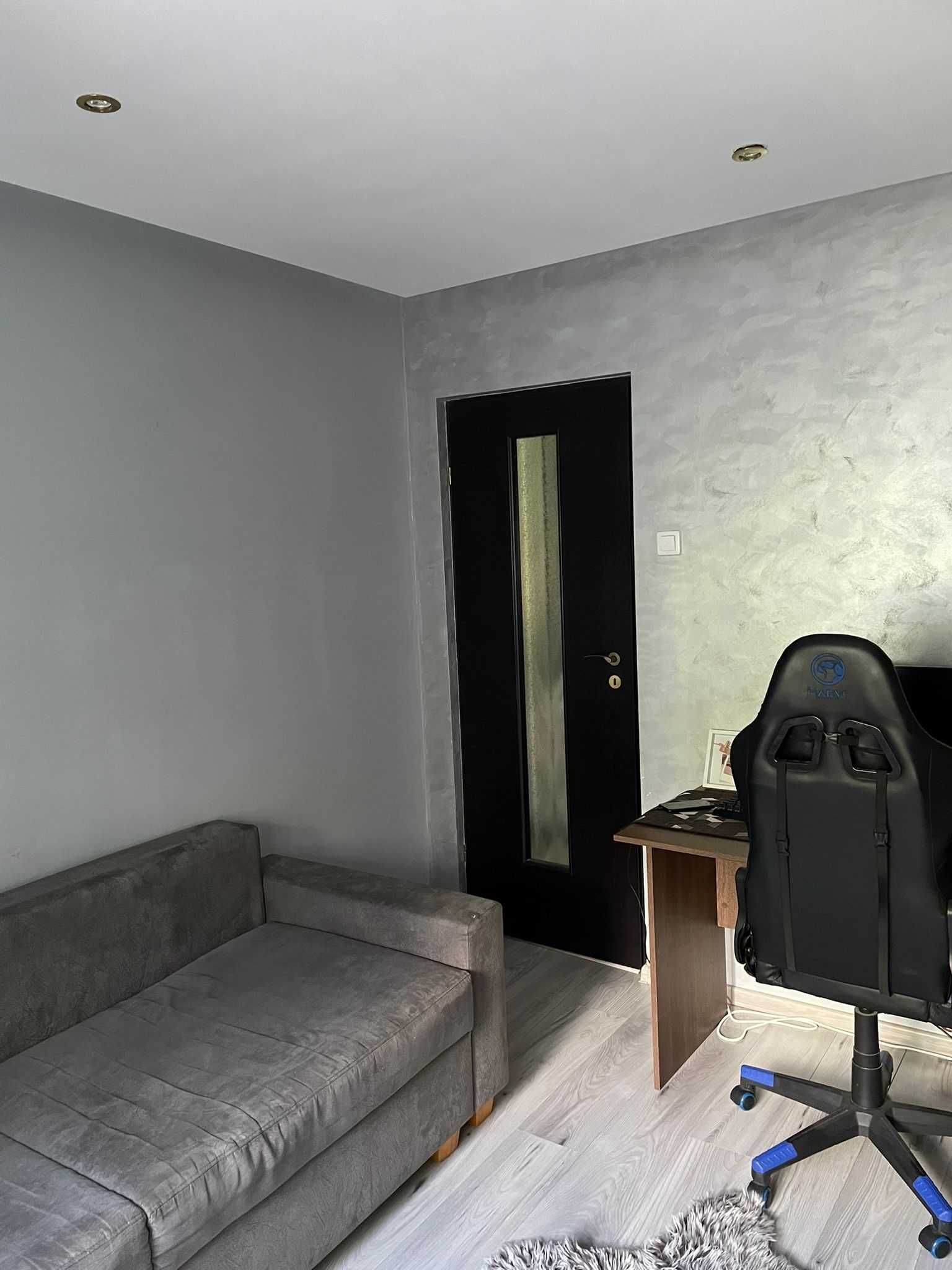 Apartament 2 cam etaj 3/4 in Carpati 1. — fotografia 5