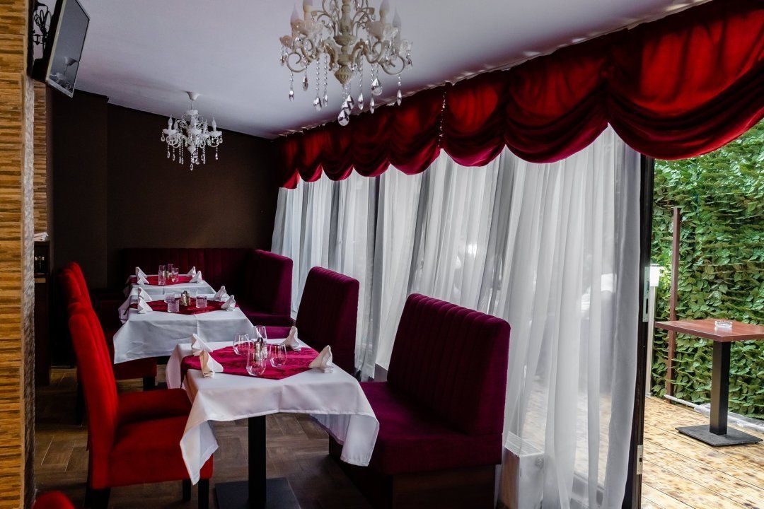 Spatiu pentru restaurant - intr-o cladire Apart-Hotel - Central + Parcare — fotografia 5