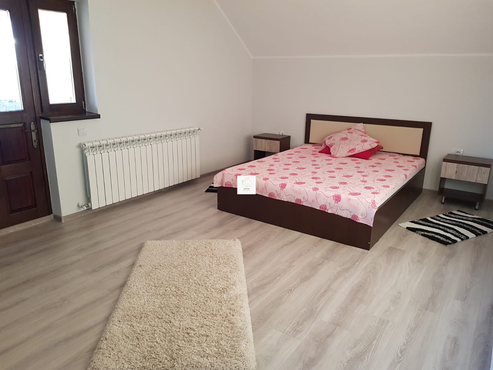 Vila Milostea cu 3070 mp teren și vedere spre Vârful Rânca — fotografia 16