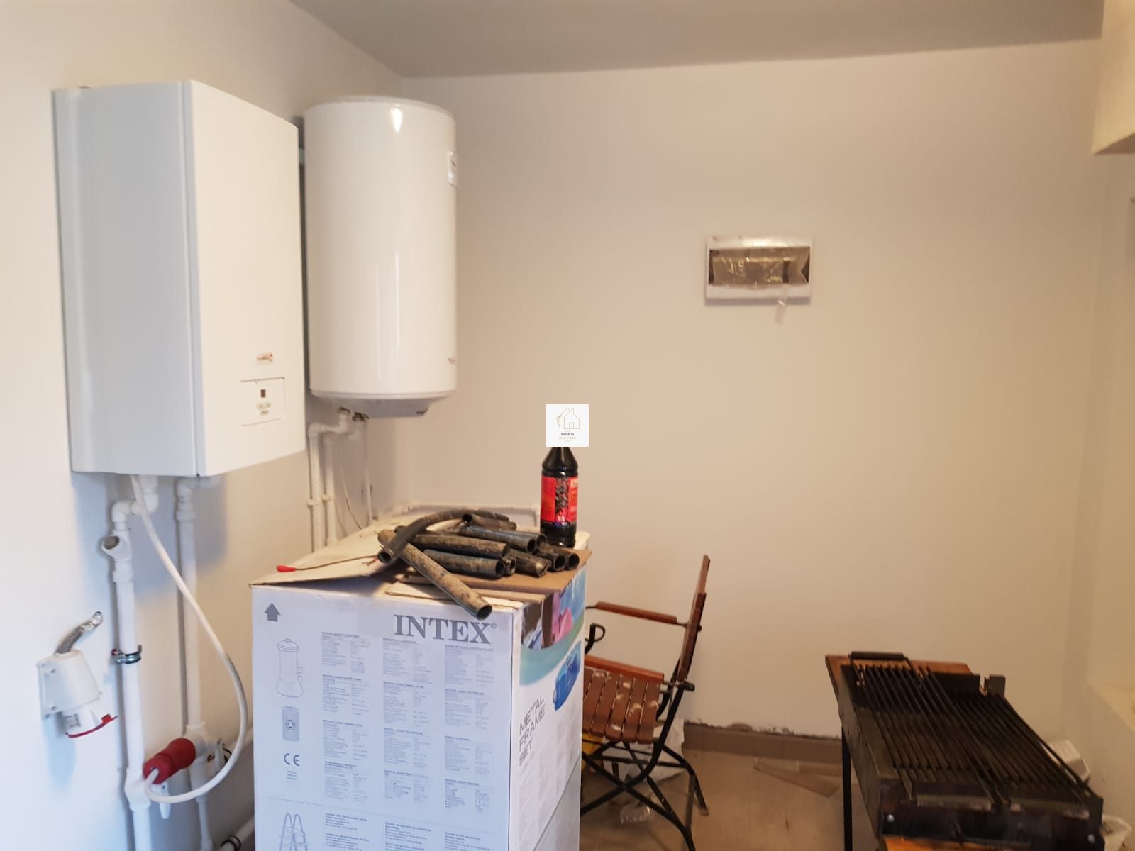Vila Milostea cu 3070 mp teren și vedere spre Vârful Rânca — fotografia 32