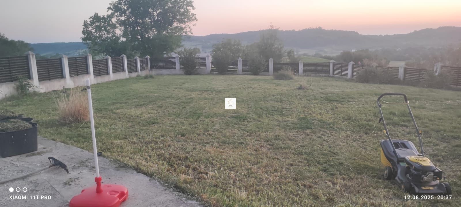 Vila Milostea cu 3070 mp teren și vedere spre Vârful Rânca — fotografia 6