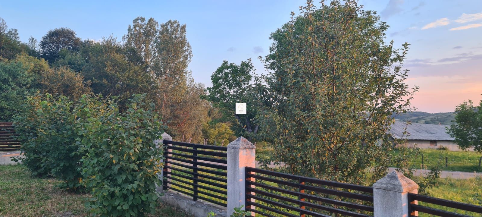 Vila Milostea cu 3070 mp teren și vedere spre Vârful Rânca — fotografia 8