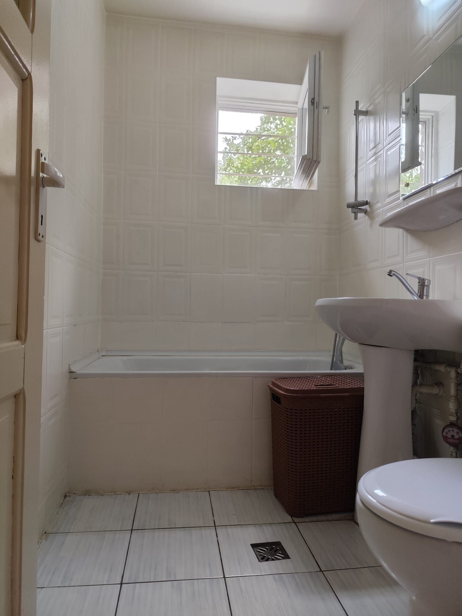 Apartament 2 camere, semidecomandat, ultracentral, Oradea – INCHIRIERE — fotografia 9