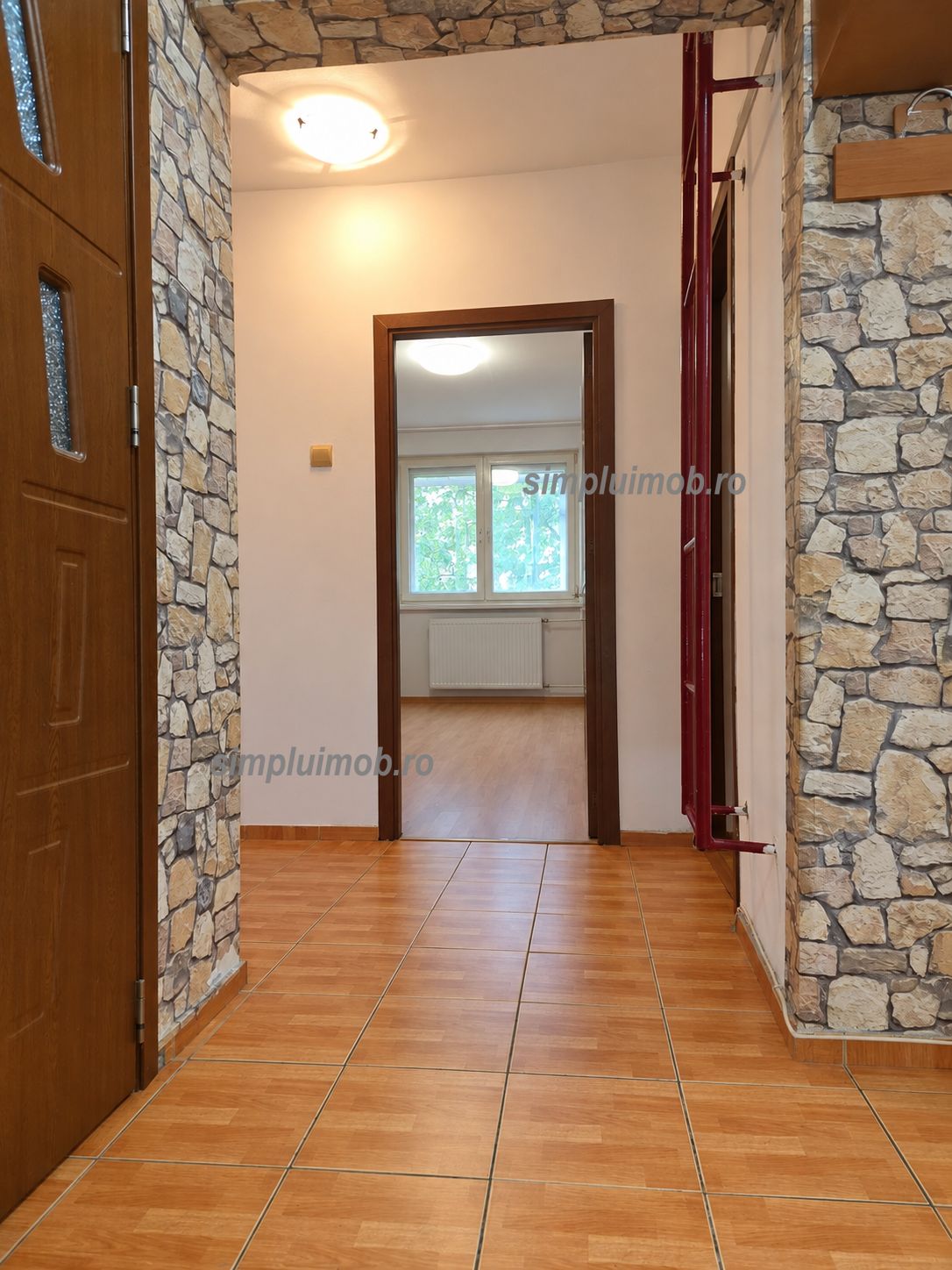 Brancoveanu 3 camere decomandat bloc anvelopat Sect 4 — fotografia 3