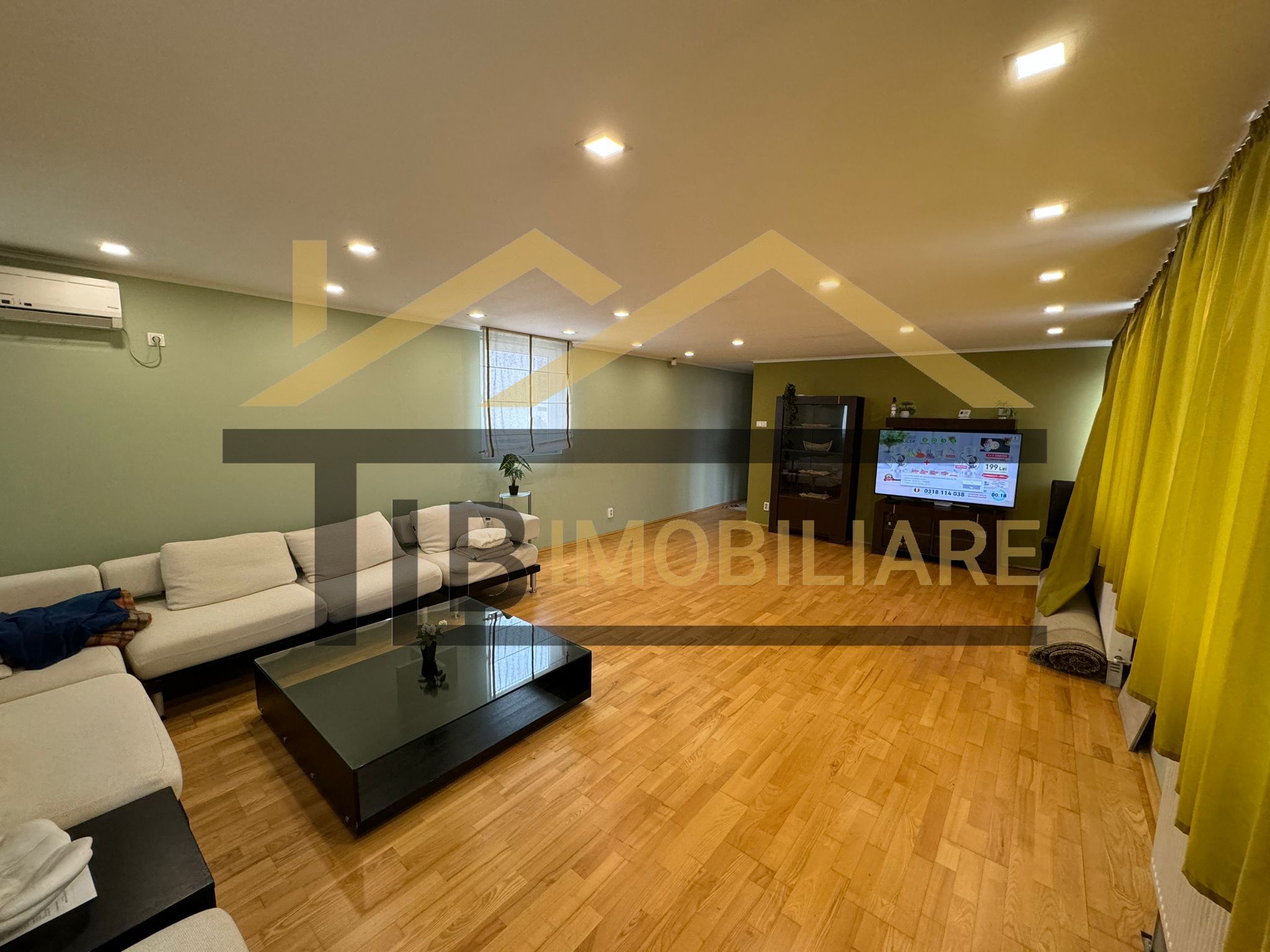 Apartament cu 3 camere, 140 mp, Zona Piata Trandafirilor