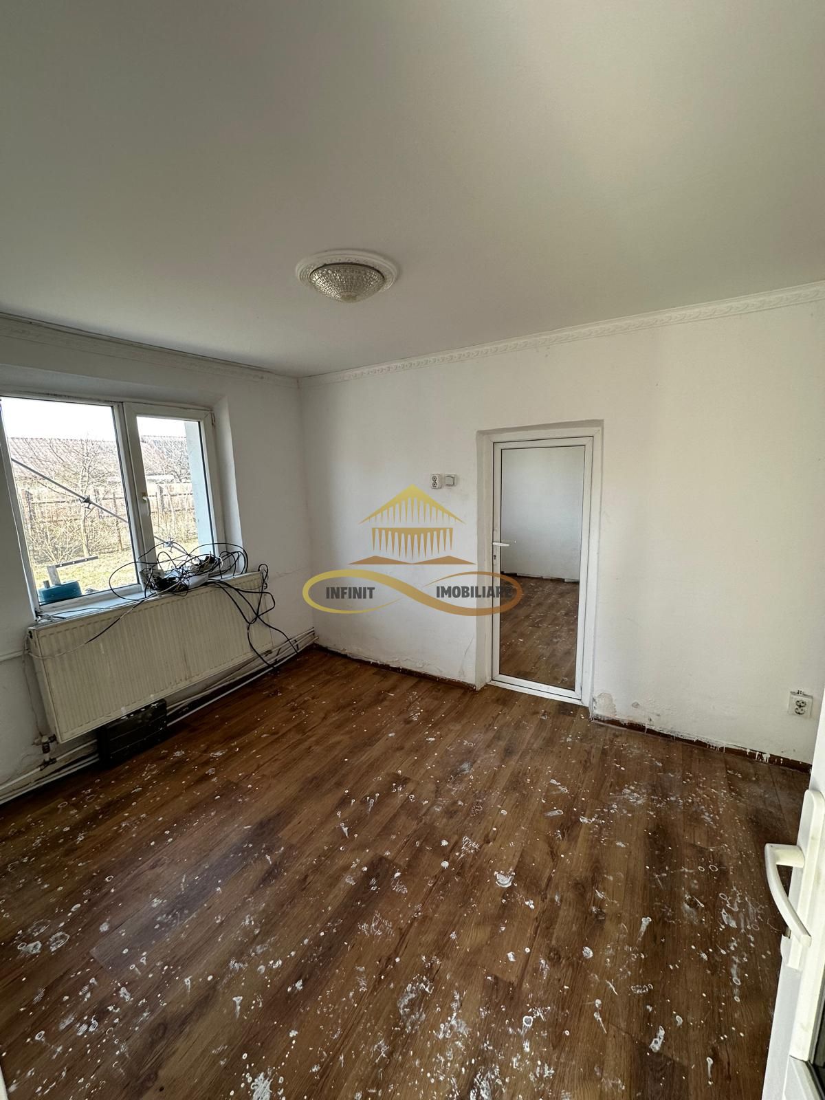 Casa batraneasca cu 800 mp teren de vanzare in Tache / Bacau — fotografia 17