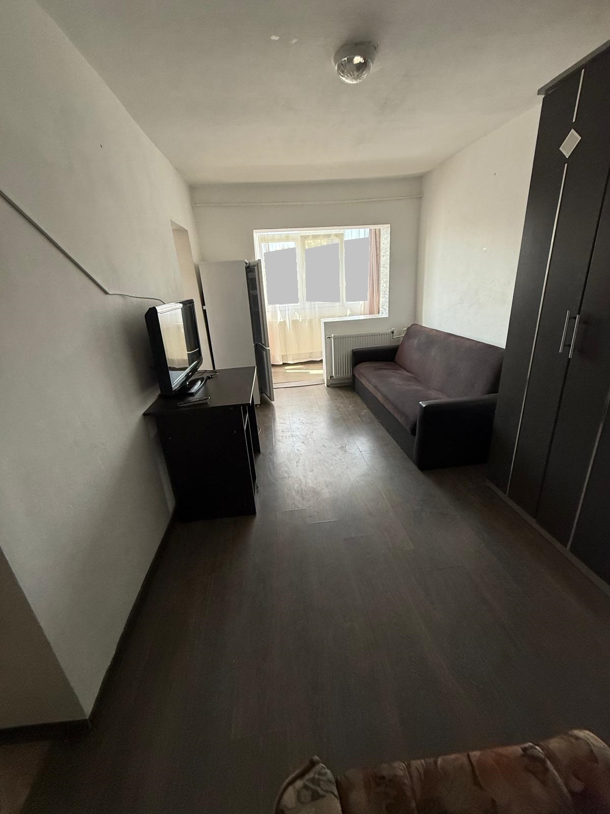 Garsoniera 0 camere, Zona Burdujeni Cuza Voda 2