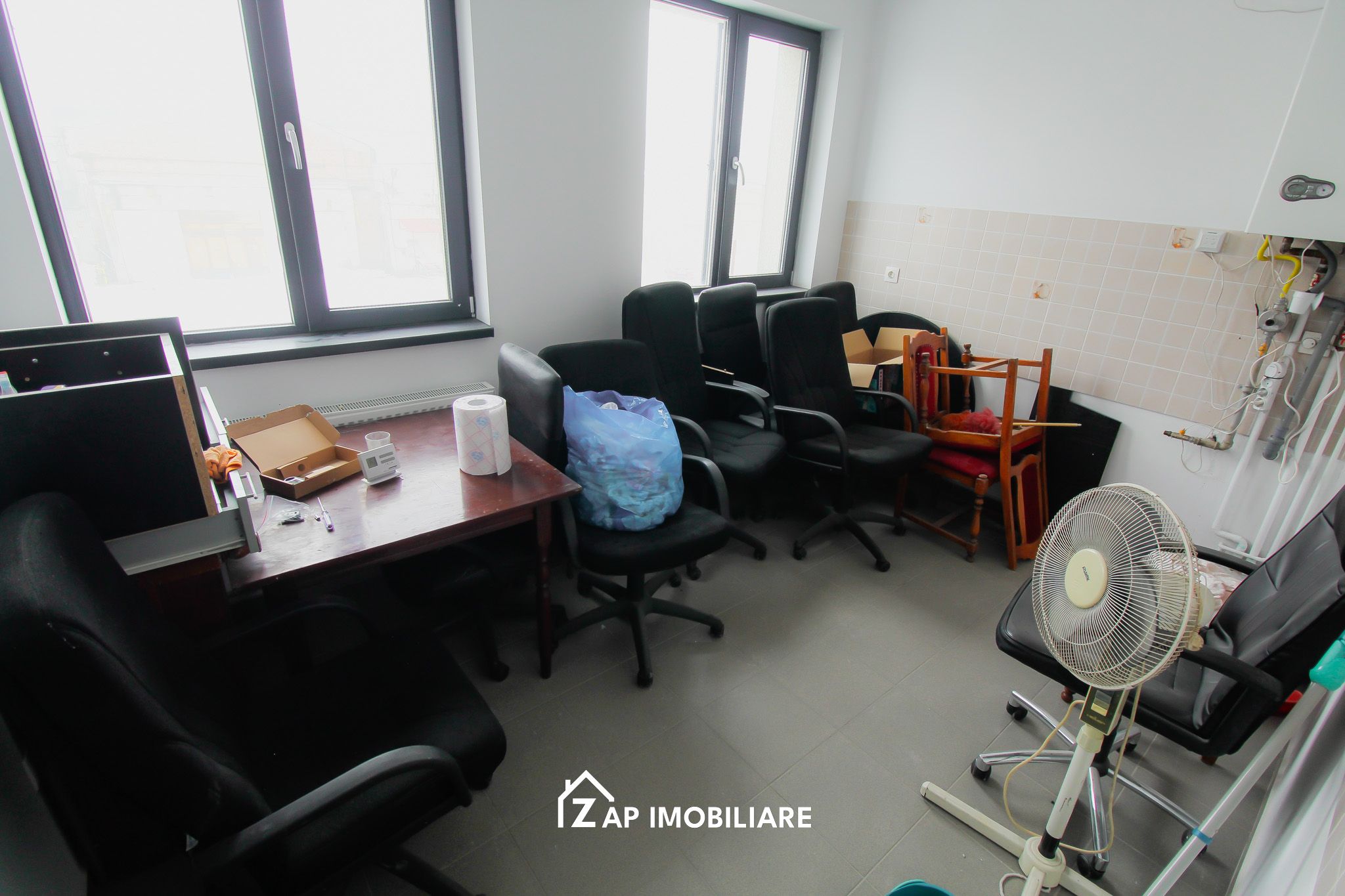 Spatiu de Birouri 100 mp - Renovat — fotografia 3