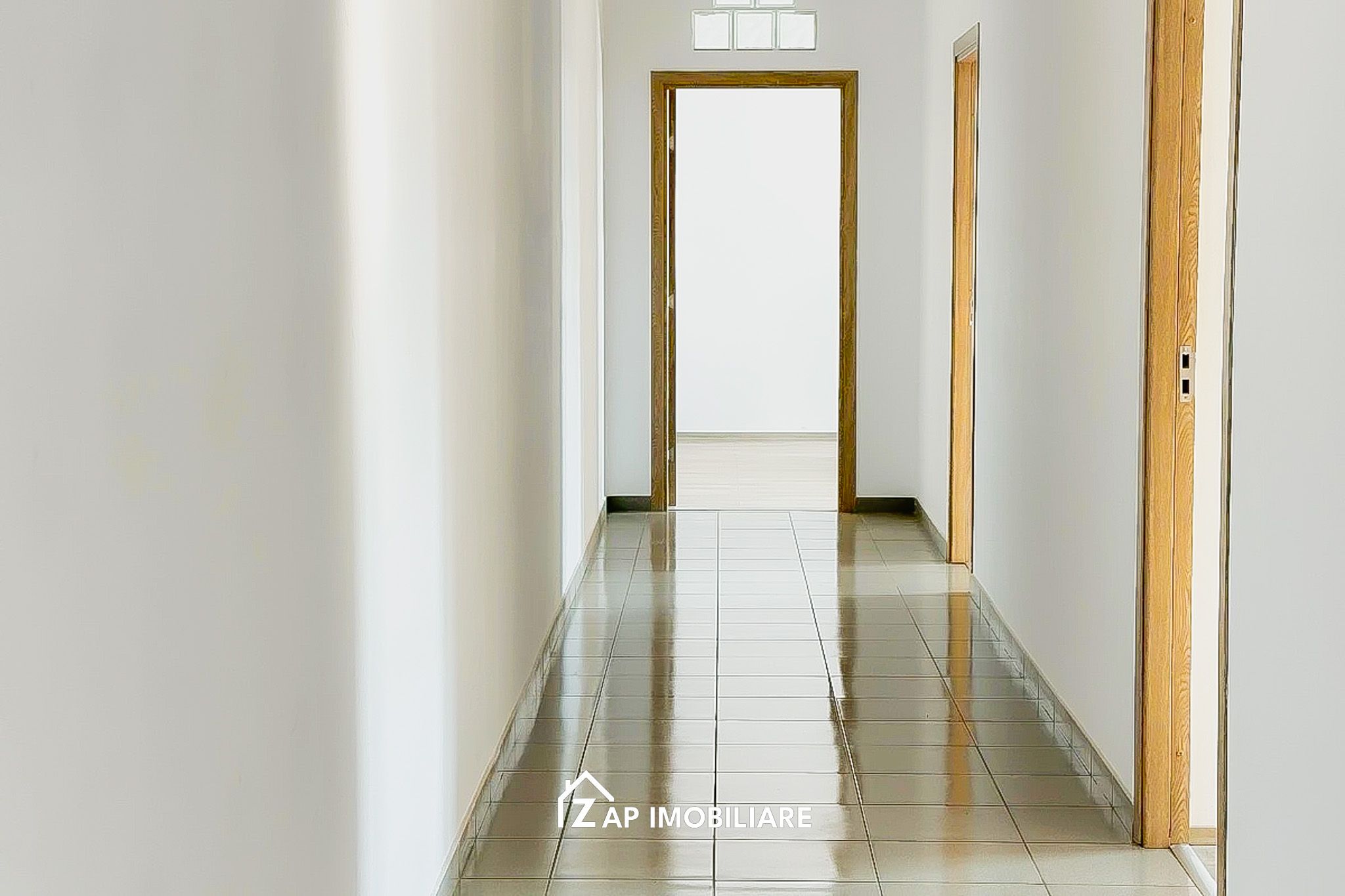 Spatiu de Birouri 100 mp - Renovat — fotografia 7