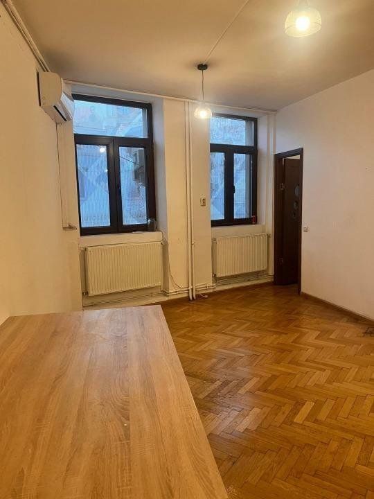 Ag BRASADAS închiriază BIROU 4 cam 120 mp Piaţa Romană. — fotografia 3