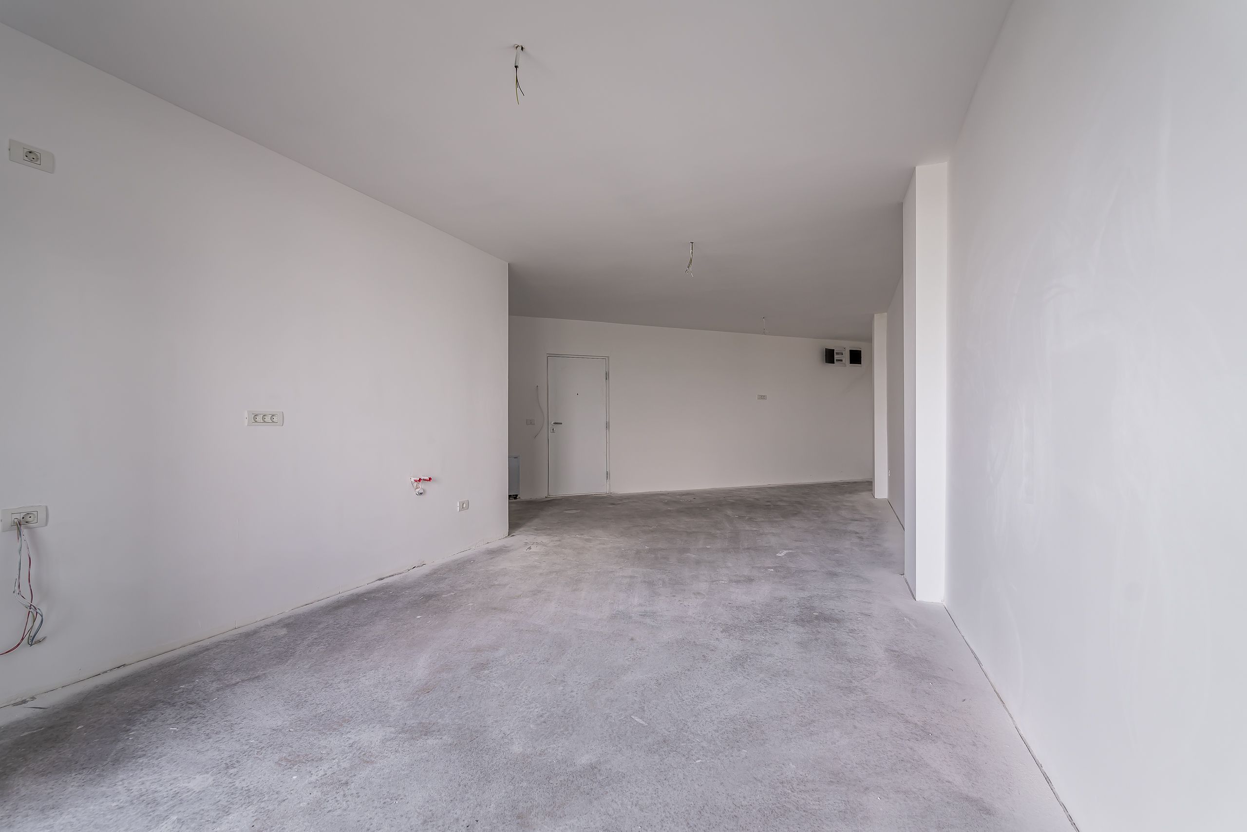 Subcetate | 65 mp, lift, parcare inclusă | 2 camere — fotografia 3