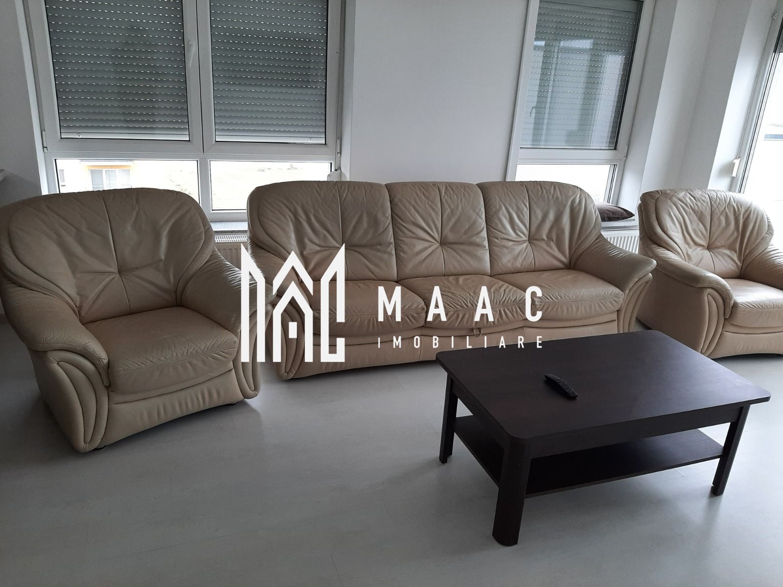 Penthouse 3 camere de închiriat | Șelimbăr | terasă 37 mp — fotografia 4