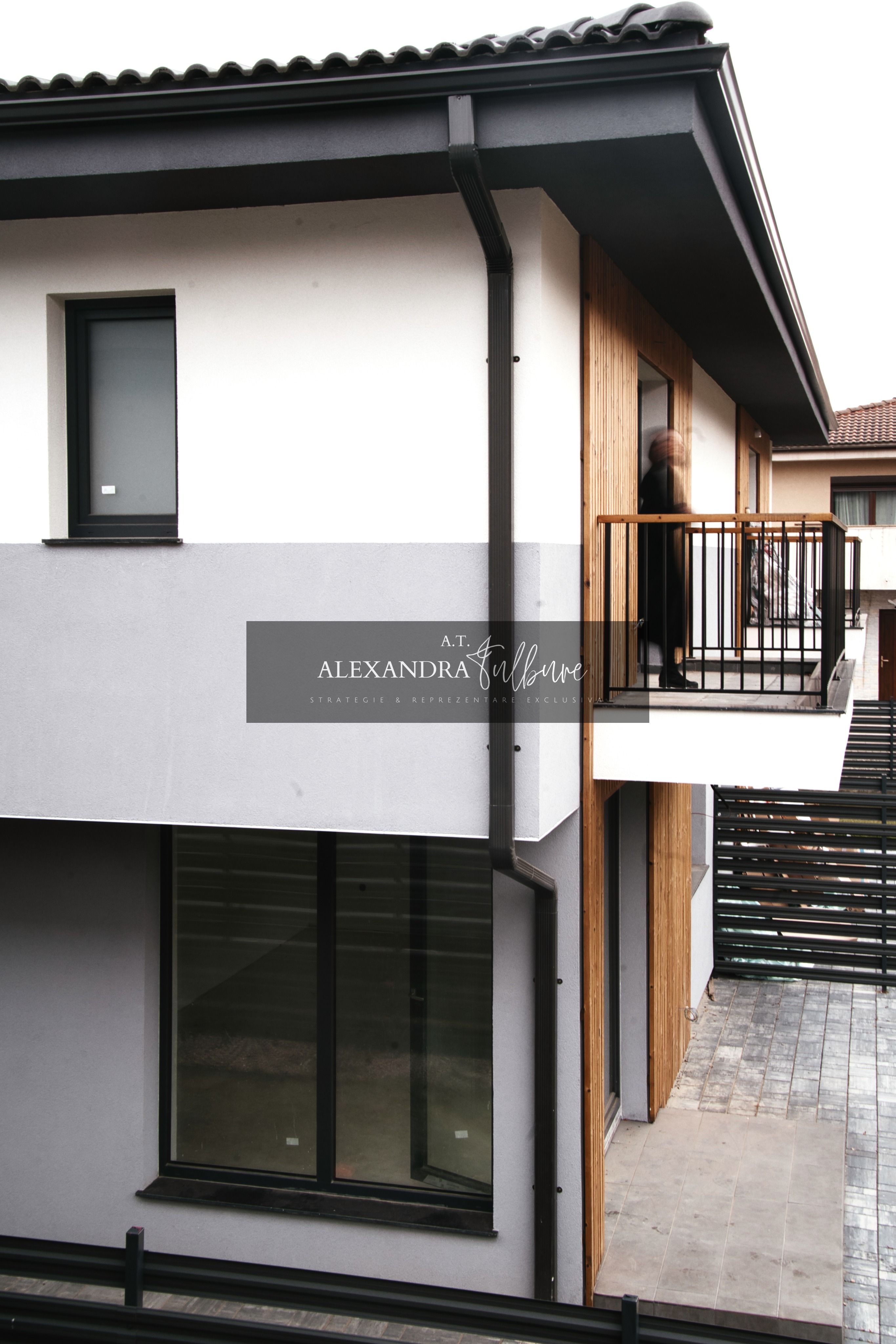 Duplex 4 camere DECOMANDATE, 120 mp utili, 180 mp curte, P+ET+POD — fotografia 13