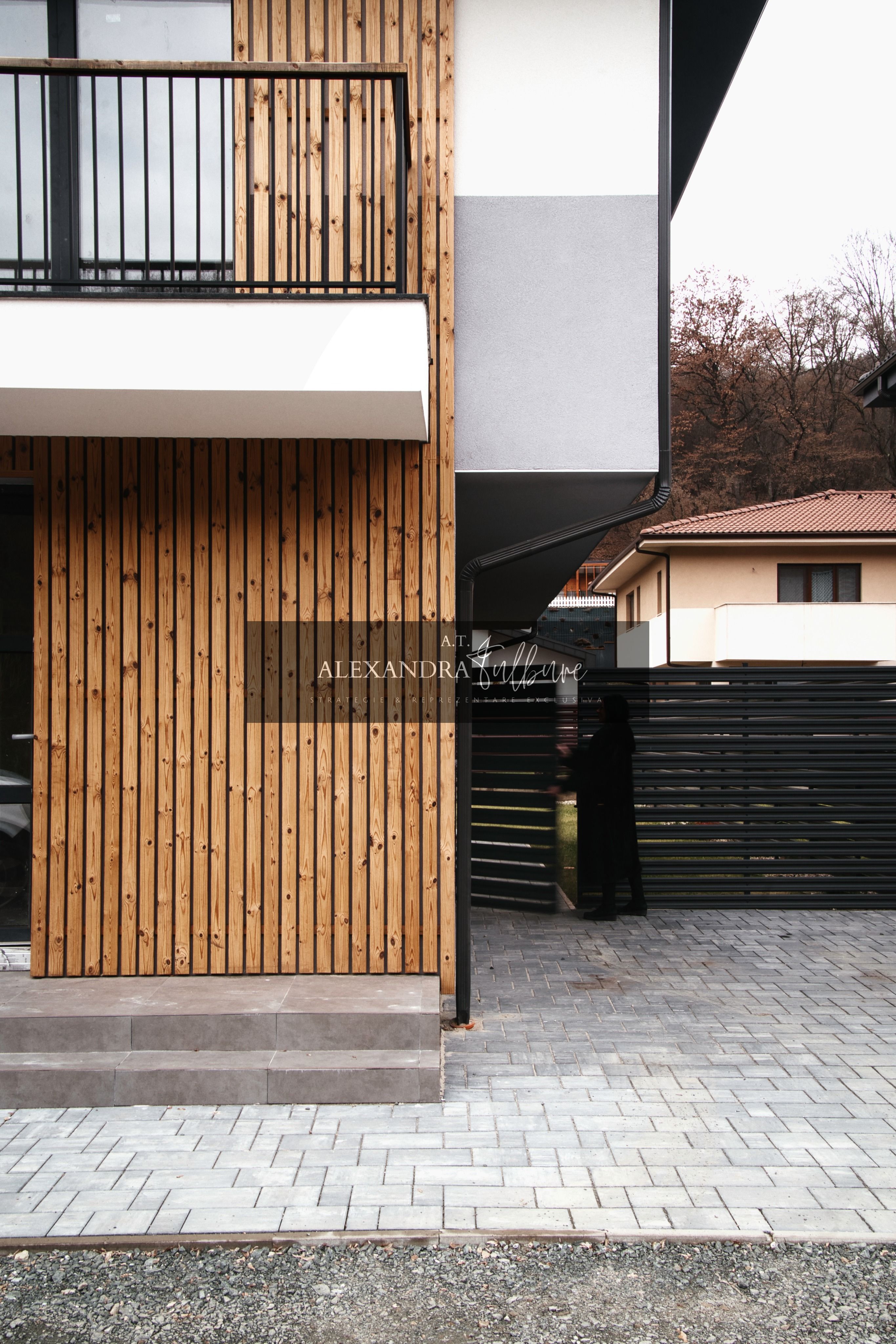 Duplex 4 camere DECOMANDATE, 120 mp utili, 180 mp curte, P+ET+POD — fotografia 19