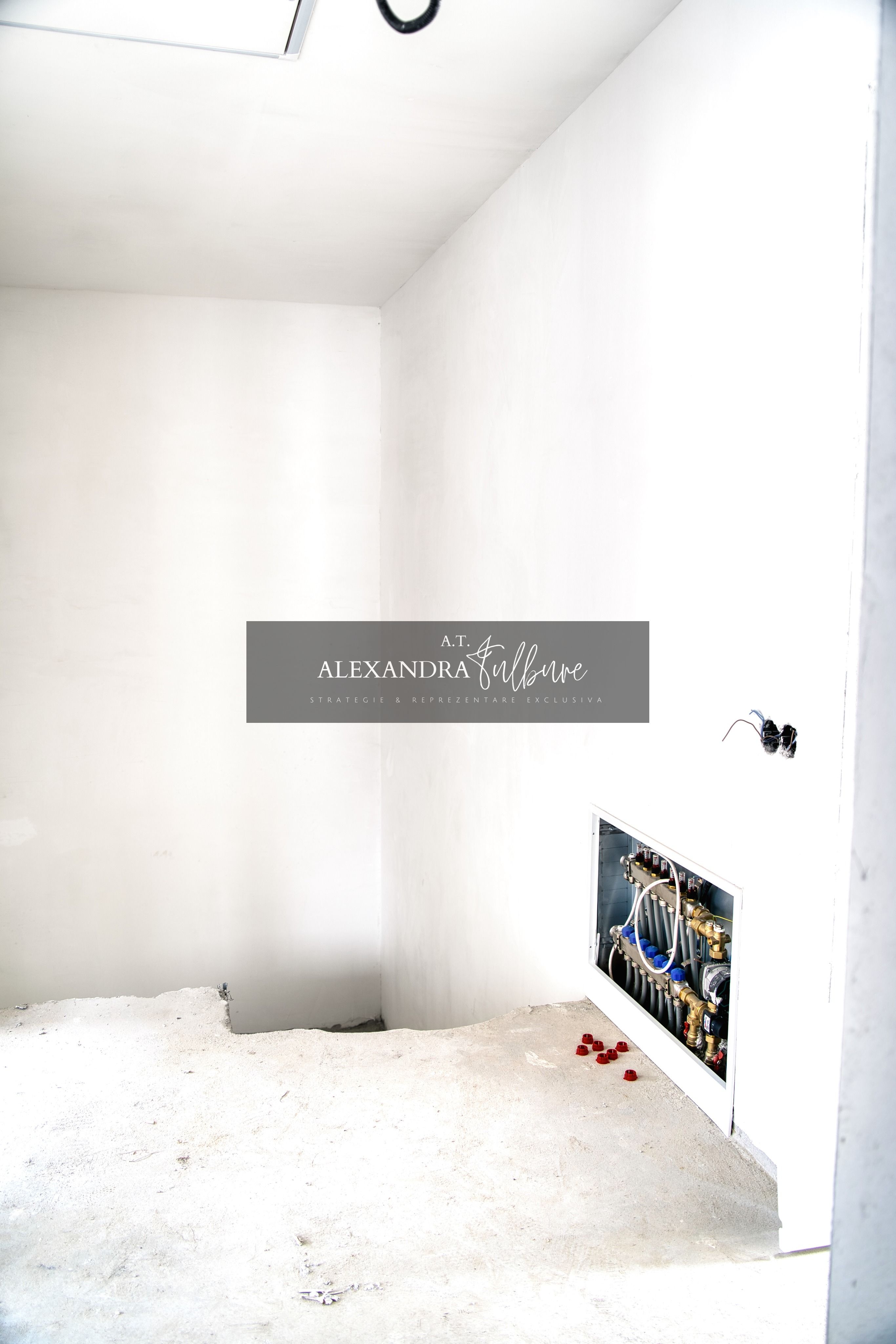 Duplex 4 camere DECOMANDATE, 120 mp utili, 180 mp curte, P+ET+POD — fotografia 50