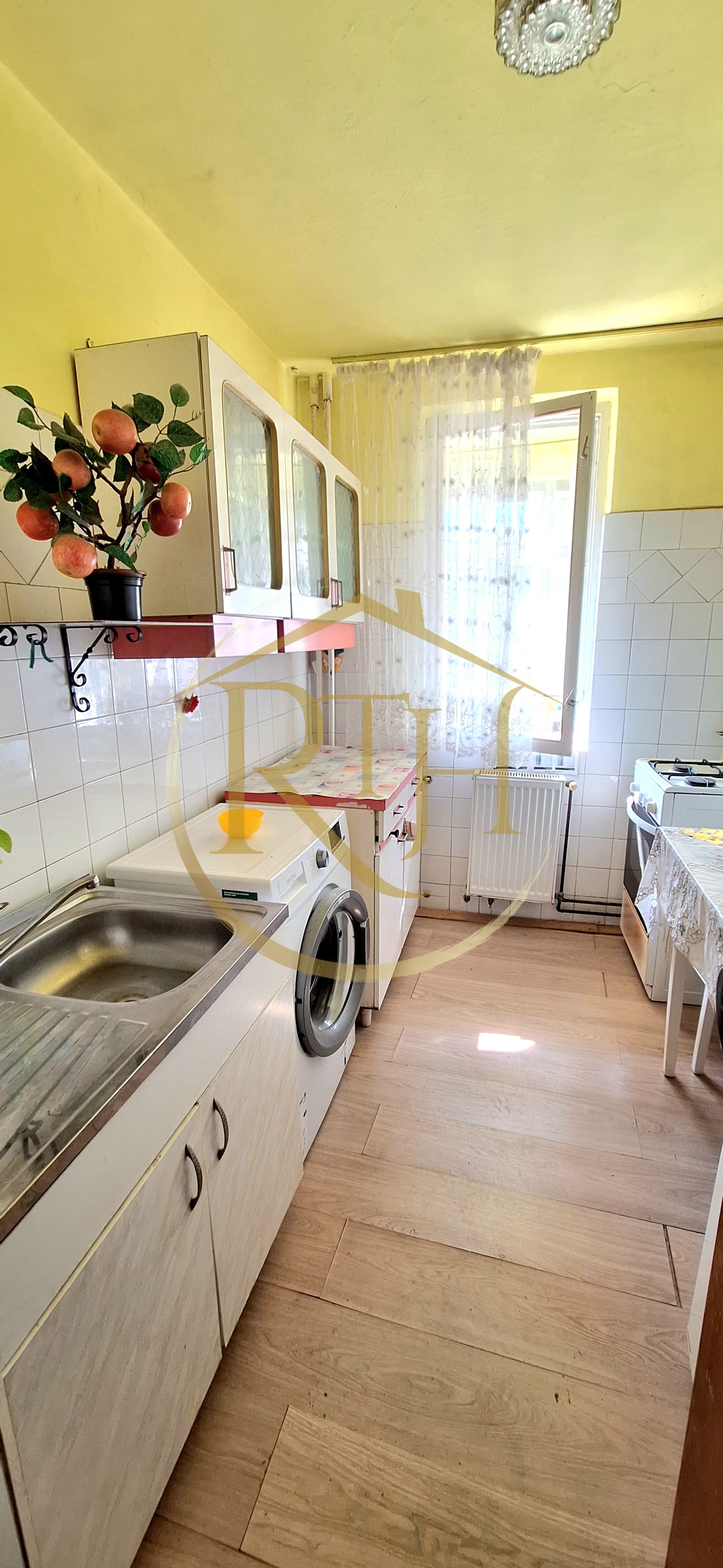 Apartament 2 camere decomandat de vânzare, Torontalului, 0% Comision — fotografia 13