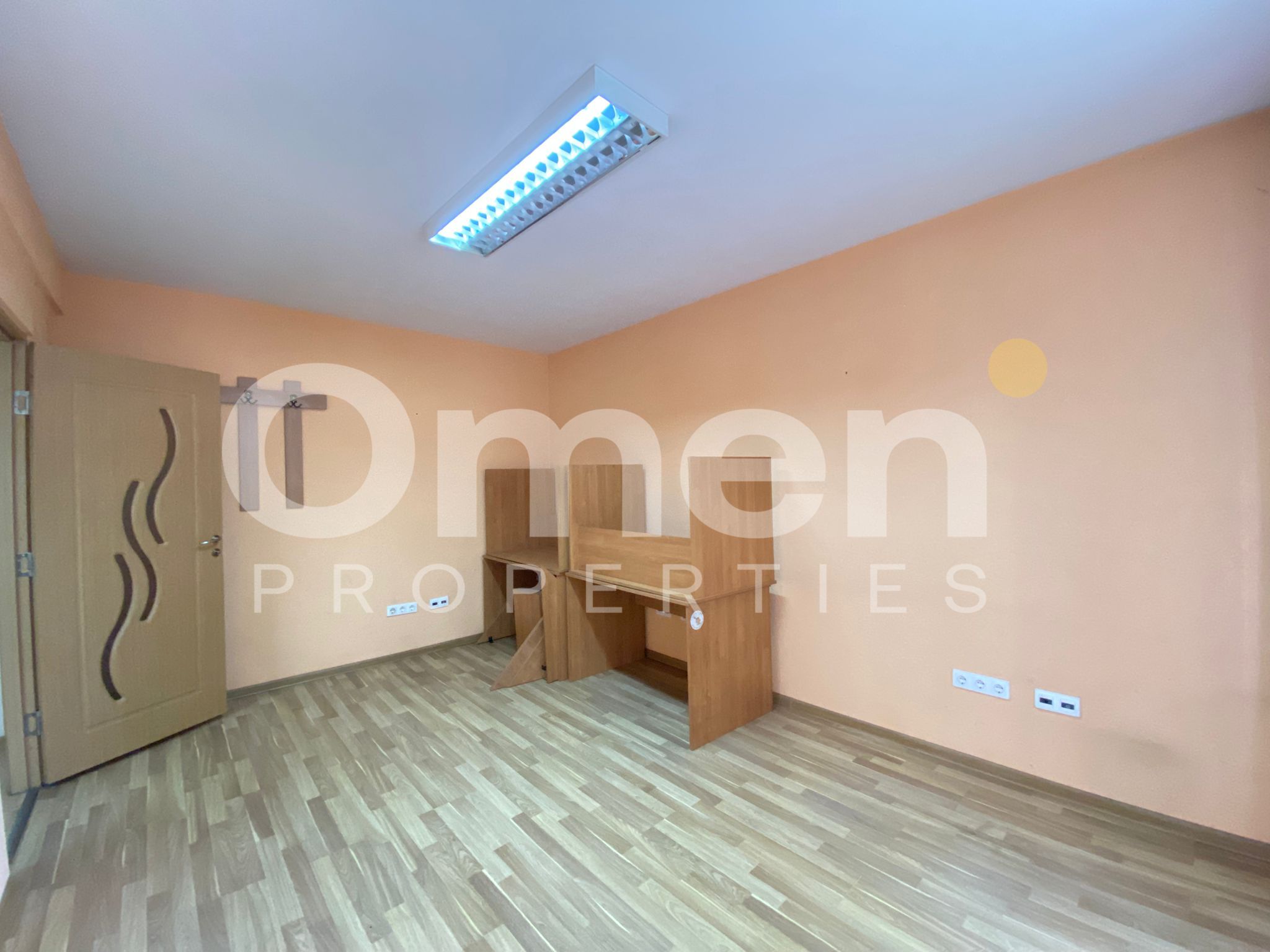 Apartament cu 2 camere, la etaj intermediar, situat Ultracentral