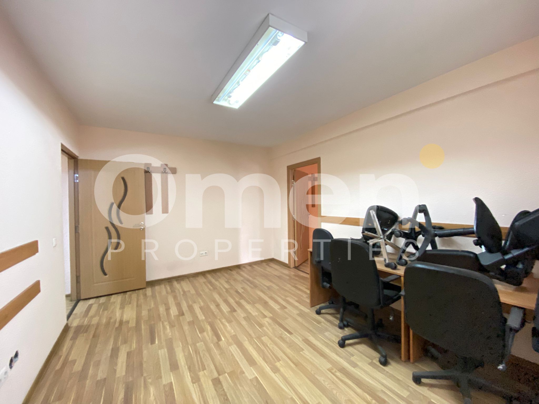 Apartament cu 2 camere, la etaj intermediar, situat Ultracentral — fotografia 4