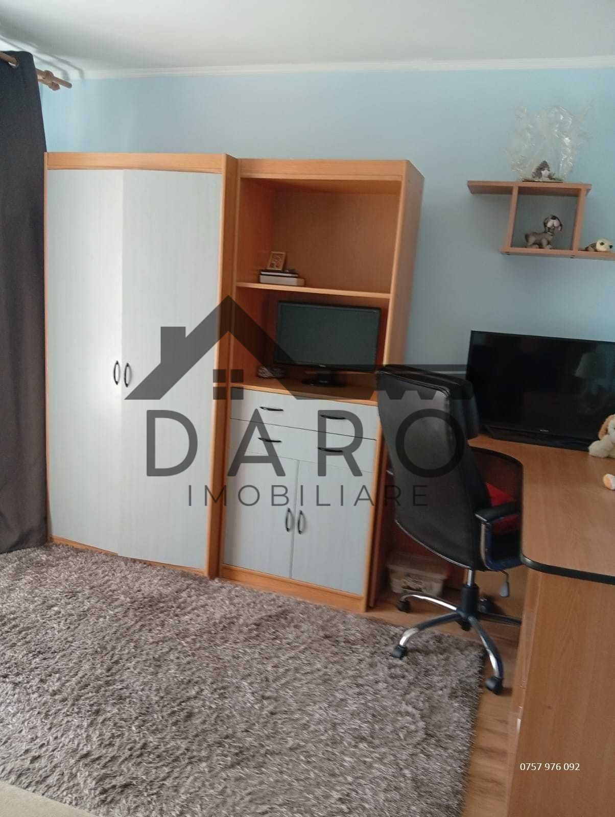de vanzare apartament cu 2 camere in Cartierul Unirii — fotografia 3