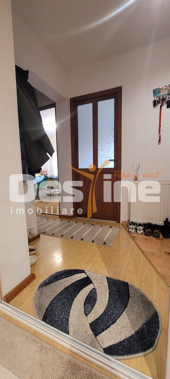 Apartament cu  3 camere cu loc de parcare inclus, in cartierul Craiter — fotografia 12
