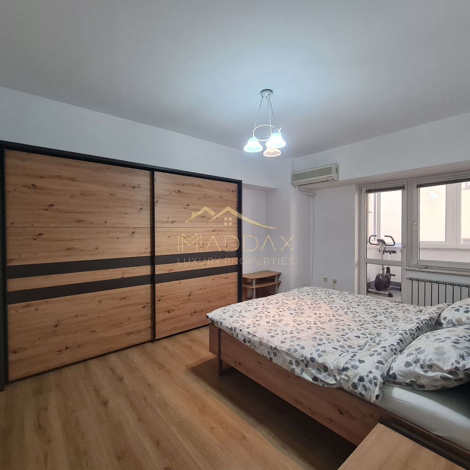 Apartament 3 camere // Loc parcare // Cartier Francez // Herastrau — fotografia 7