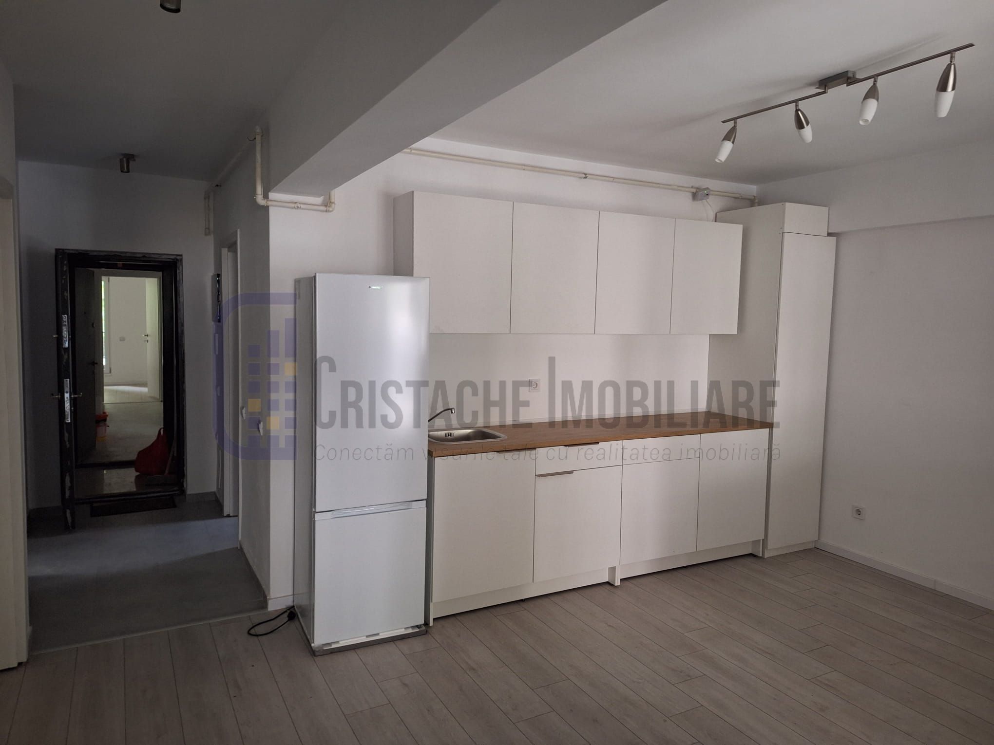Bloc boutique | 3 camere | Centrala proprie | Metrou Dristor — fotografia 14