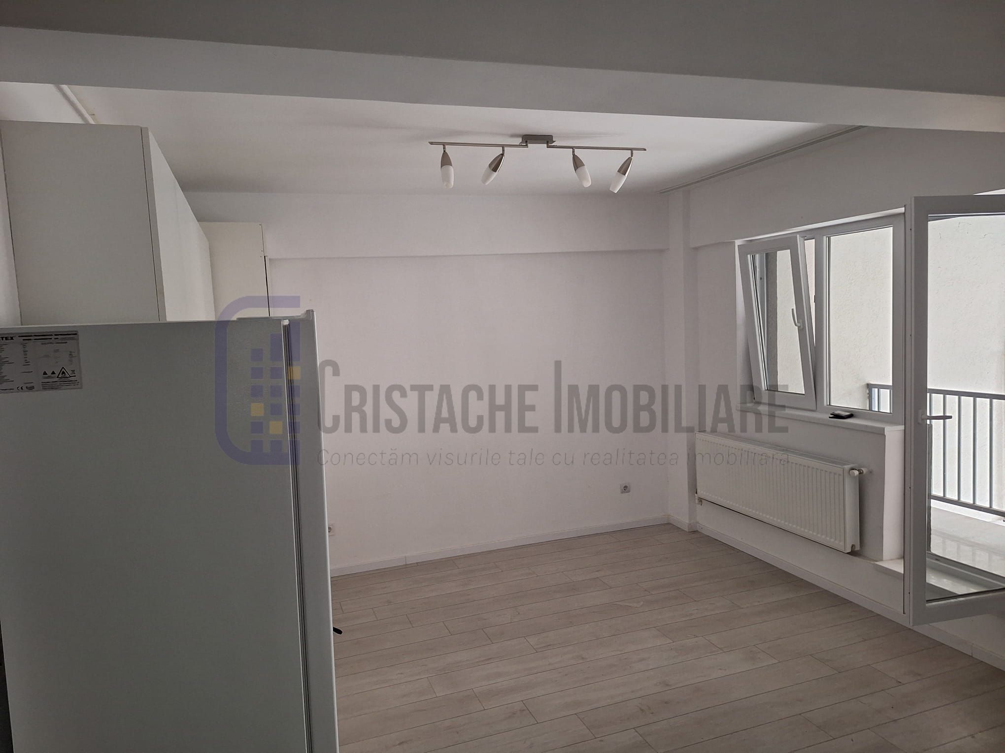Bloc boutique | 3 camere | Centrala proprie | Metrou Dristor — fotografia 6