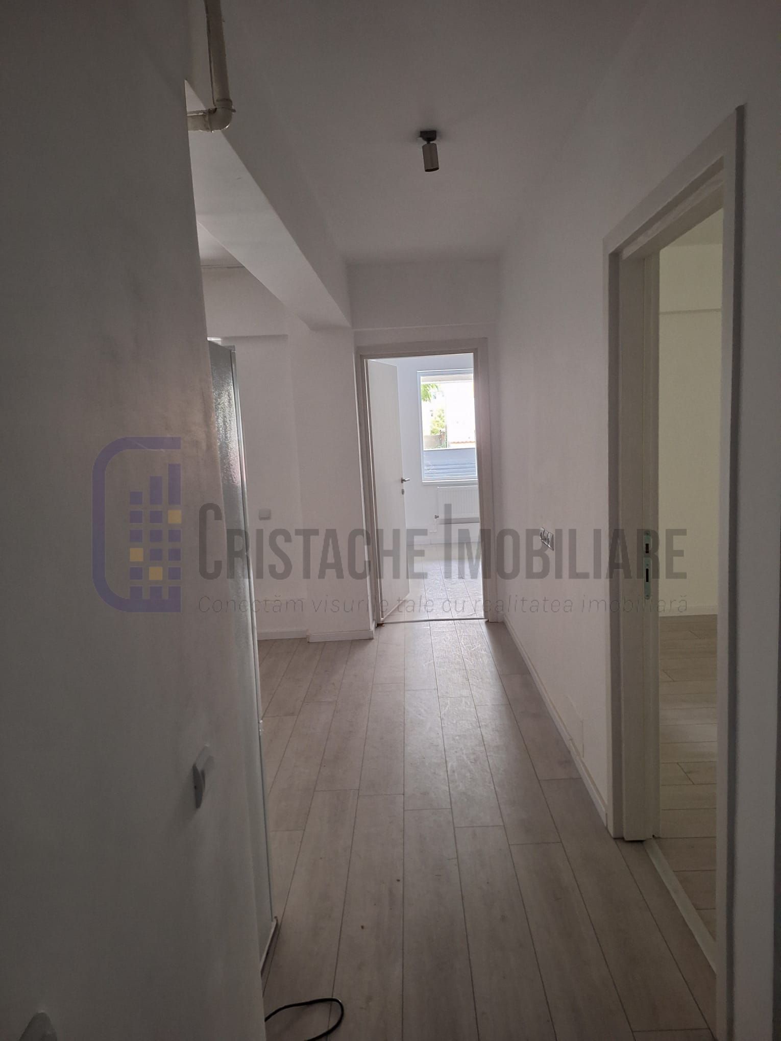 Bloc boutique | 3 camere | Centrala proprie | Metrou Dristor — fotografia 7
