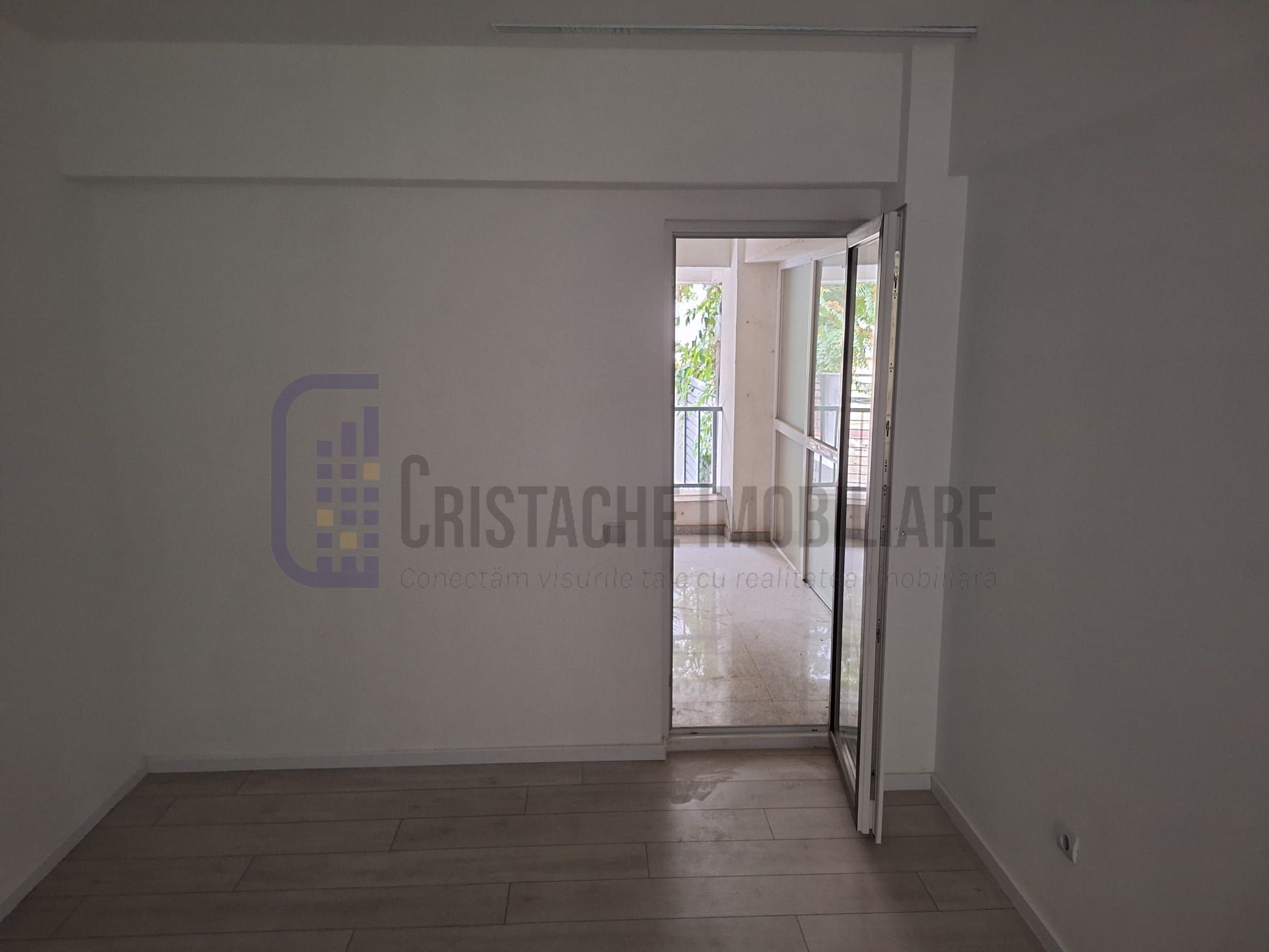 Bloc boutique | 3 camere | Centrala proprie | Metrou Dristor — fotografia 8