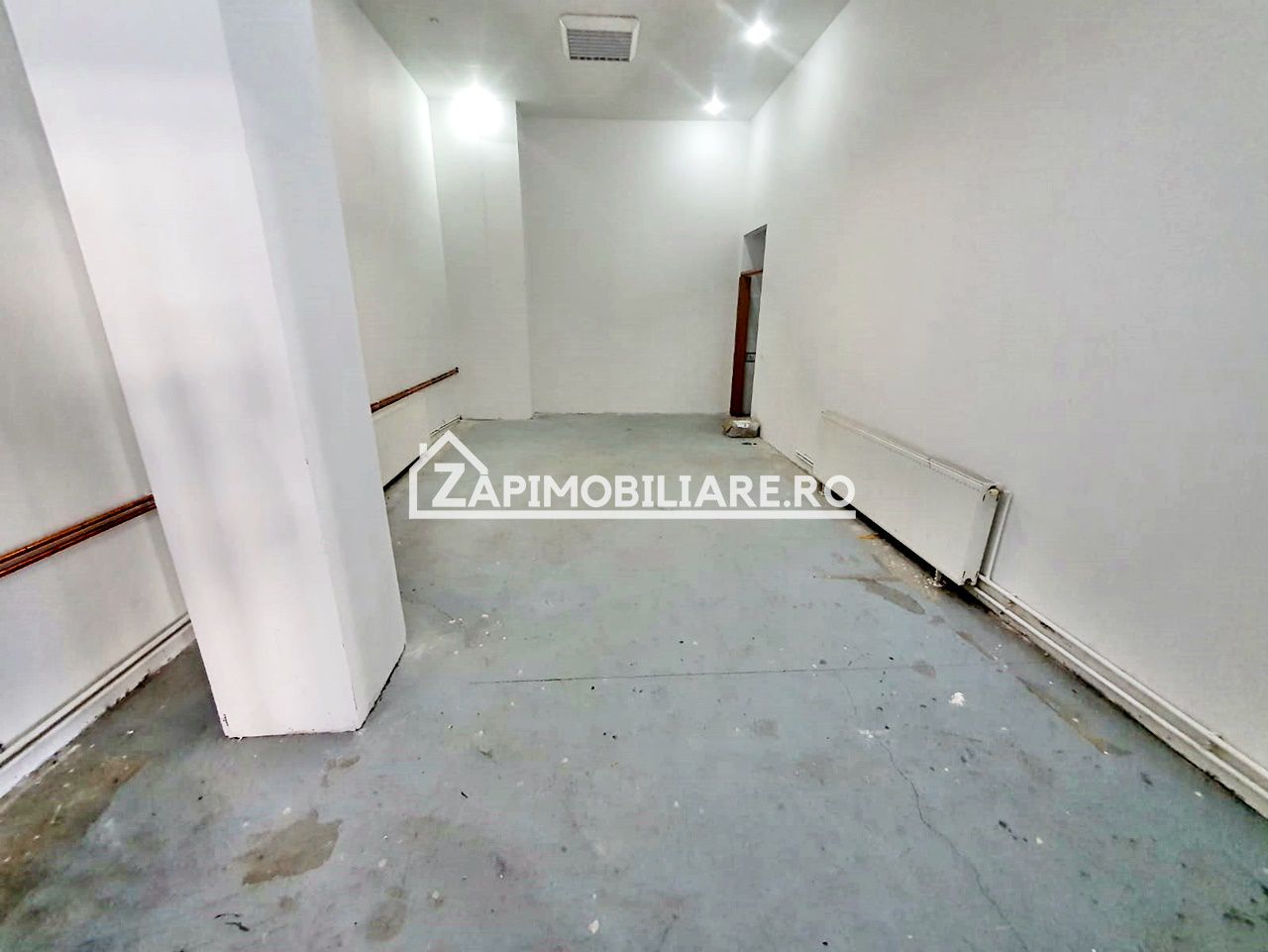 Spatiu Comercial 200 mp.2 băi,zona Ambiet cu parcare — fotografia 6