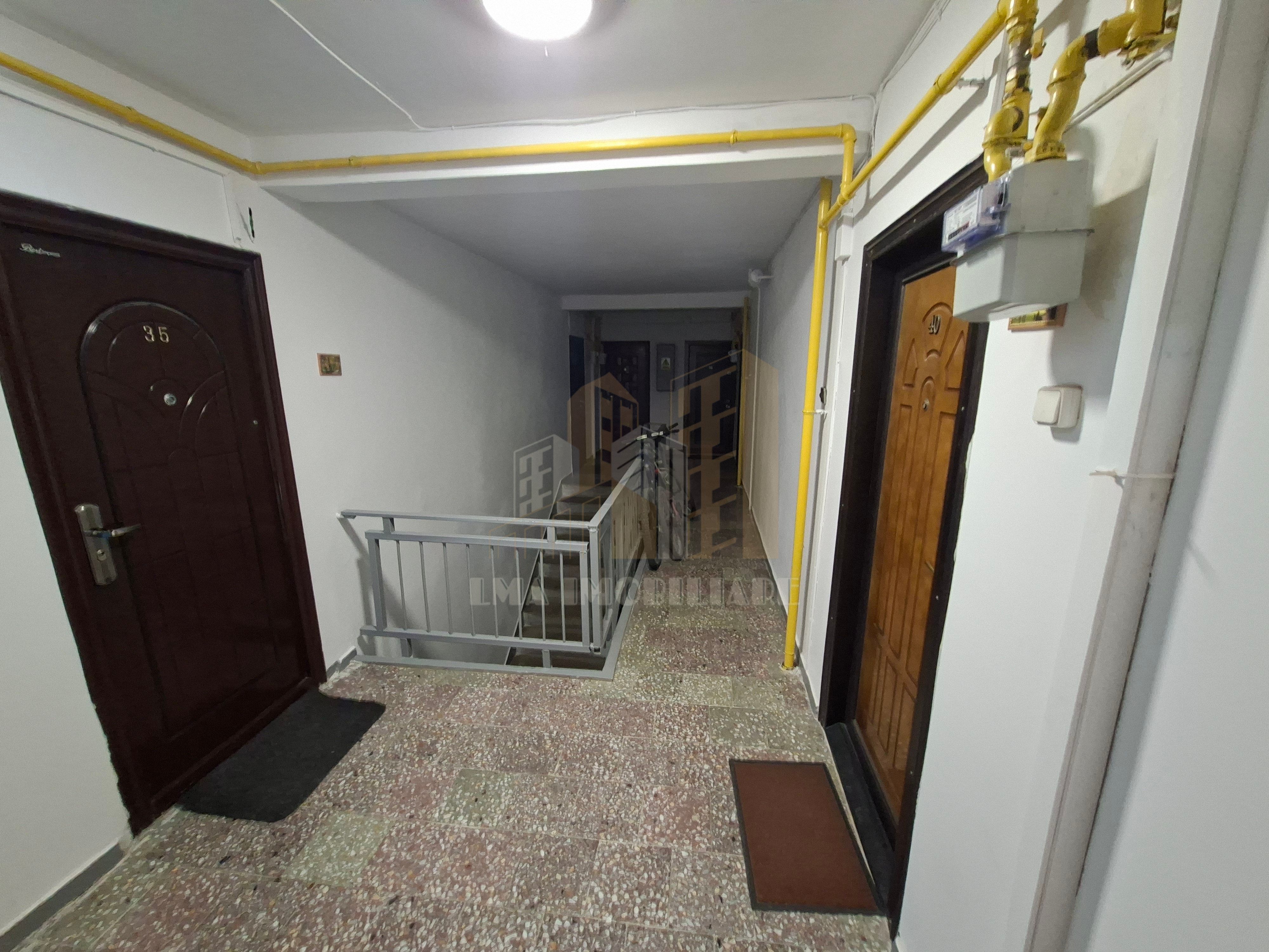 Garsoniera Centrul Civic strada Matei Basarab Brasov — fotografia 8