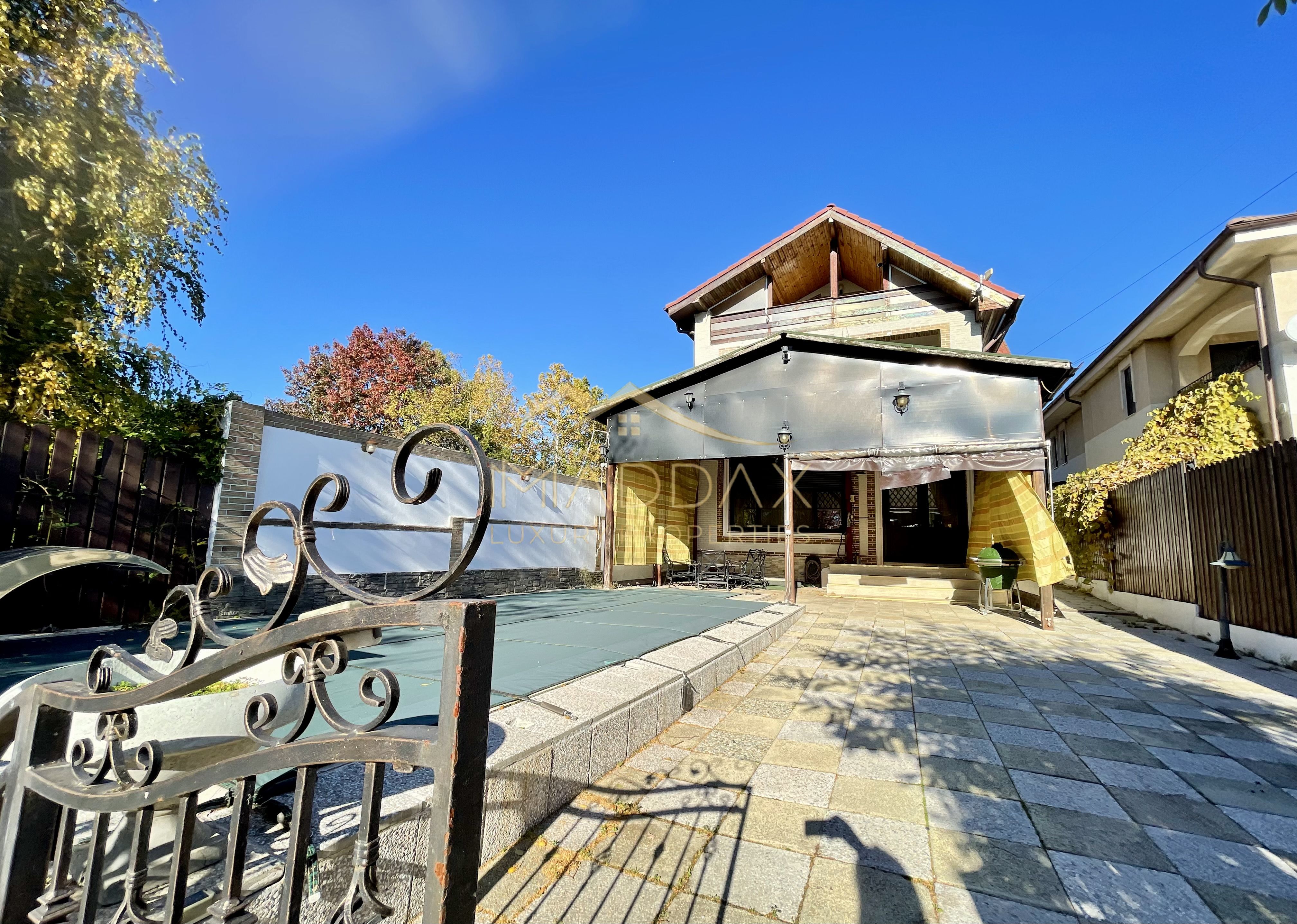 Vila 7 camere**Lake view**Ponton privat**Piscina**Teren 933 MP//Balotesti — fotografia 36