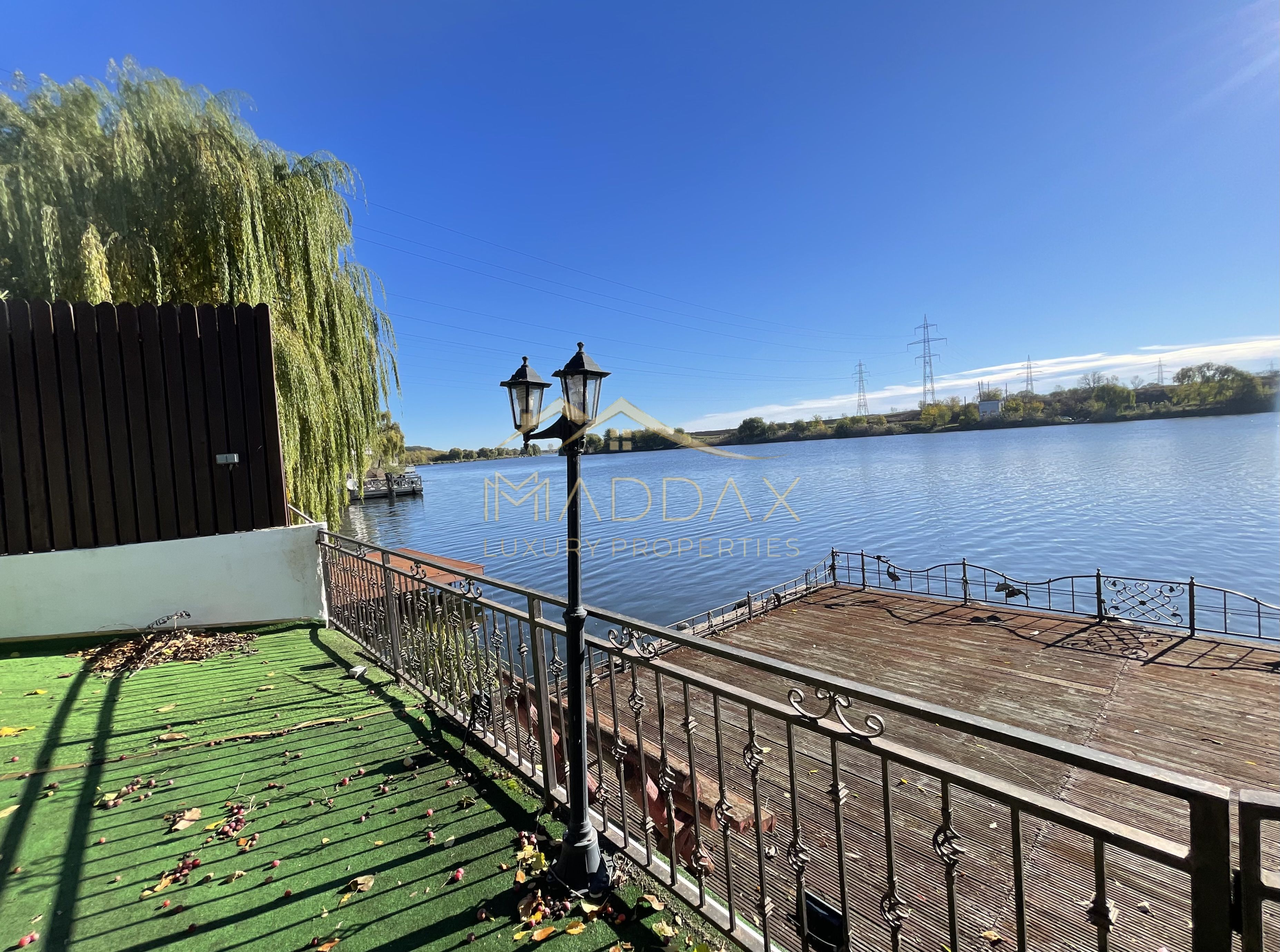 Vila 7 camere**Lake view**Ponton privat**Piscina**Teren 933 MP//Balotesti — fotografia 44