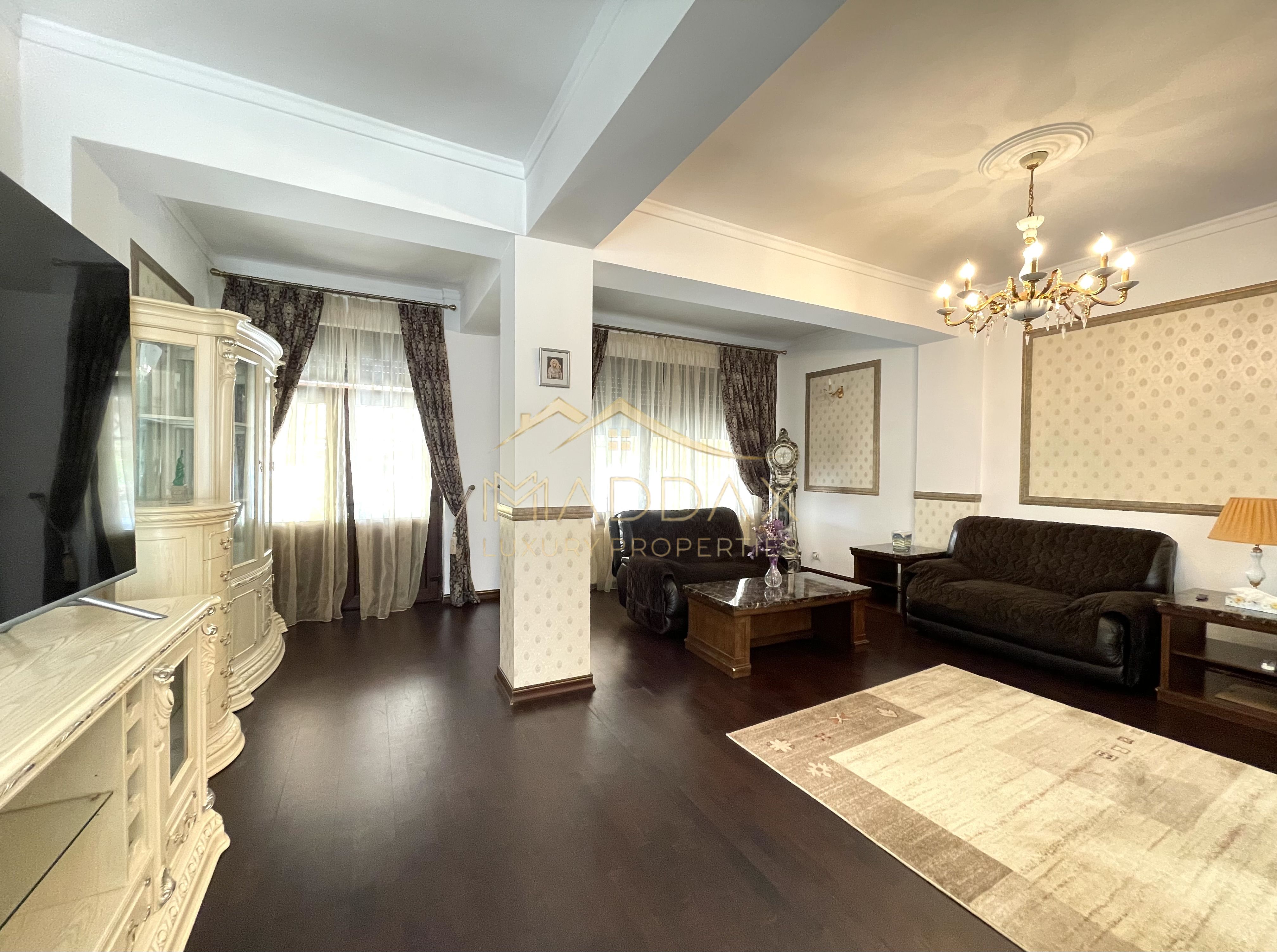 Vila 7 camere**Lake view**Ponton privat**Piscina**Teren 933 MP//Balotesti — fotografia 8