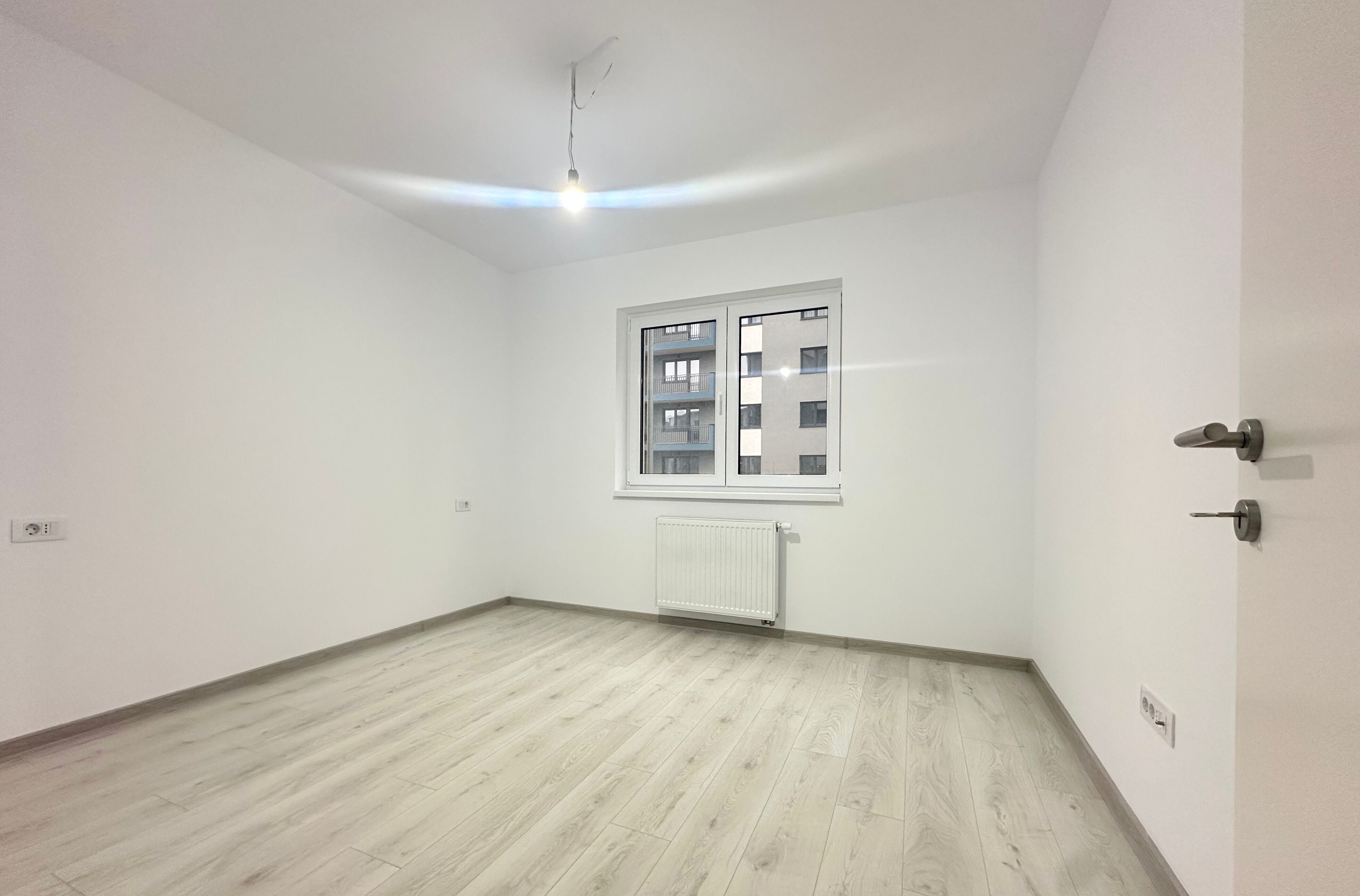 Inchiriere apartament nemobilat Casa Nobel Lângă Coresi — fotografia 9