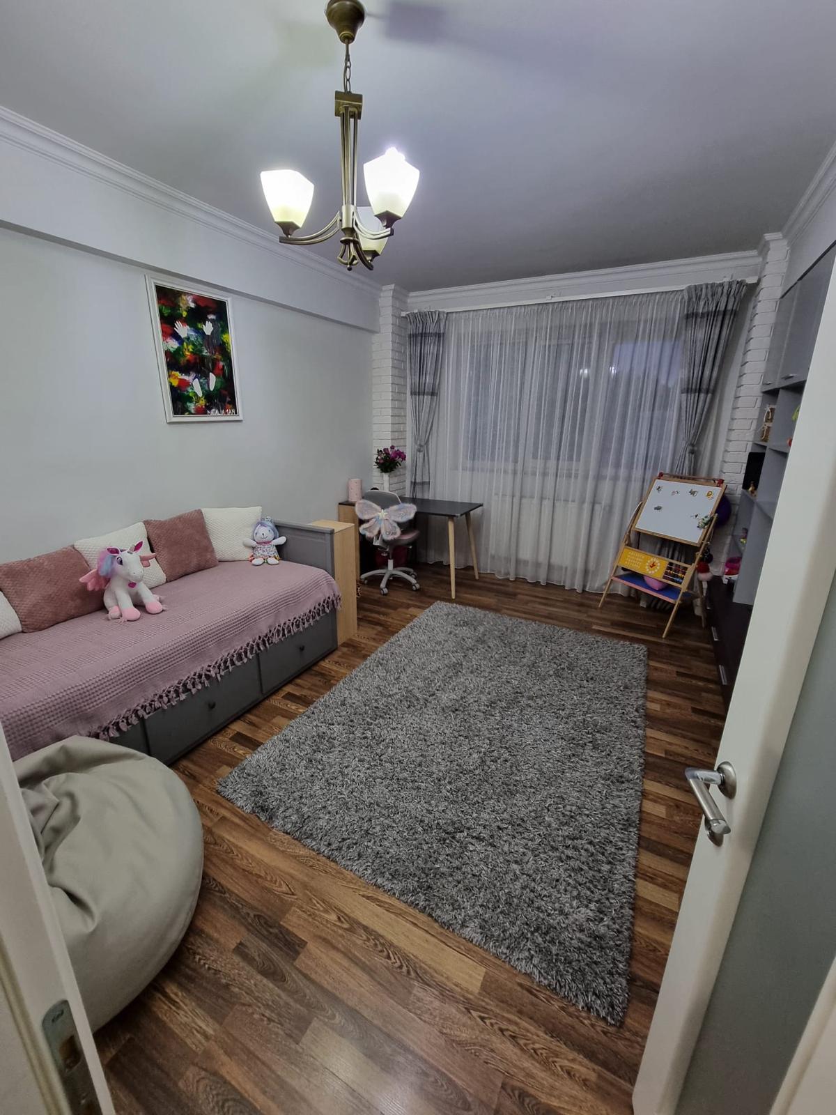 Apartament 3 camere, Zona G. Enescu