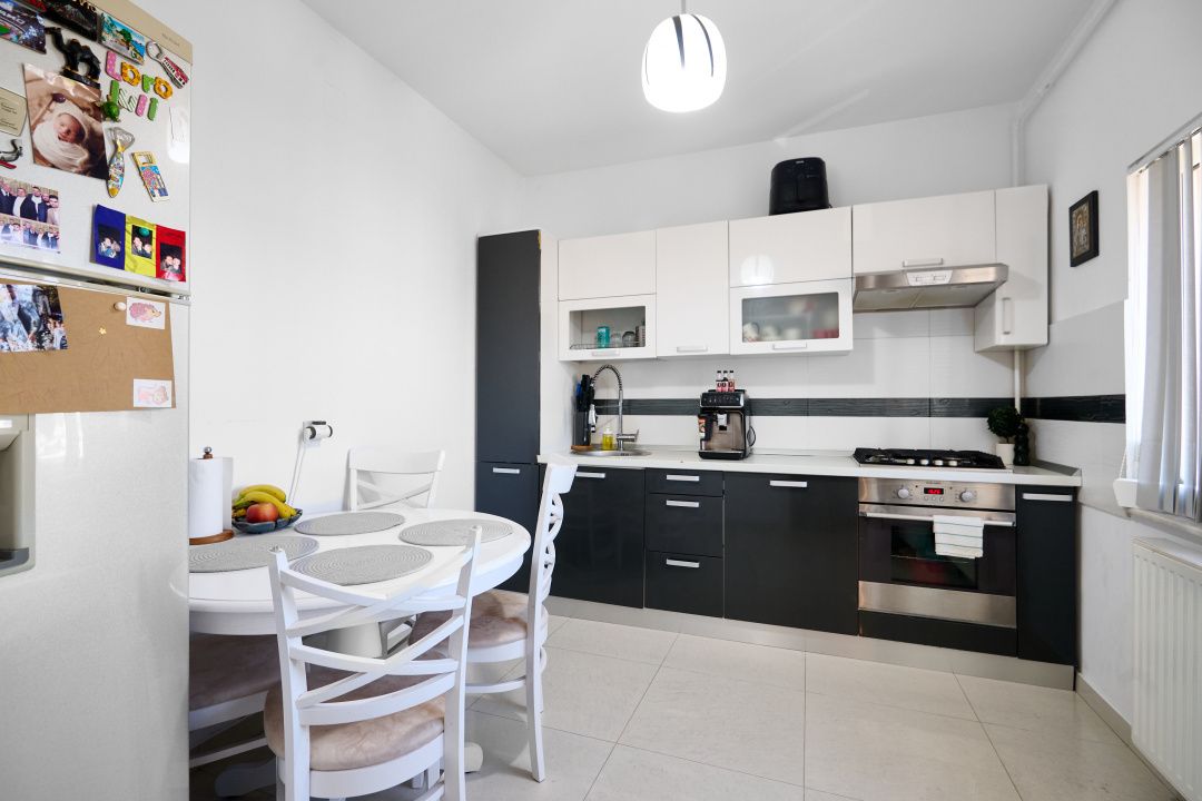 Eremia - Apartament 3 camere + studio | Scara interioara! — fotografia 17