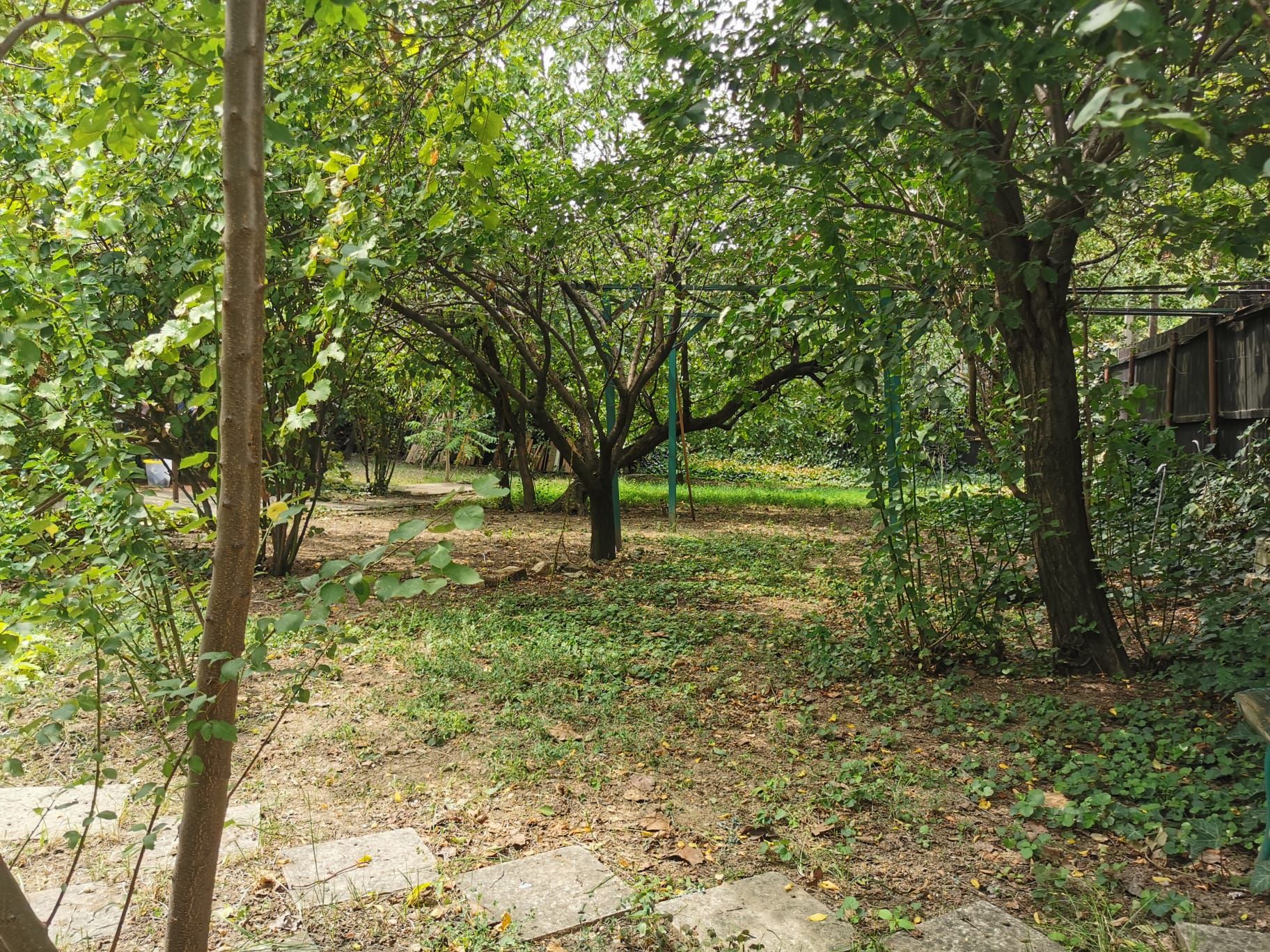 Cel mai ieftin teren central! -  strada Acvila nr 16.  -13 Septembrie — fotografia 9